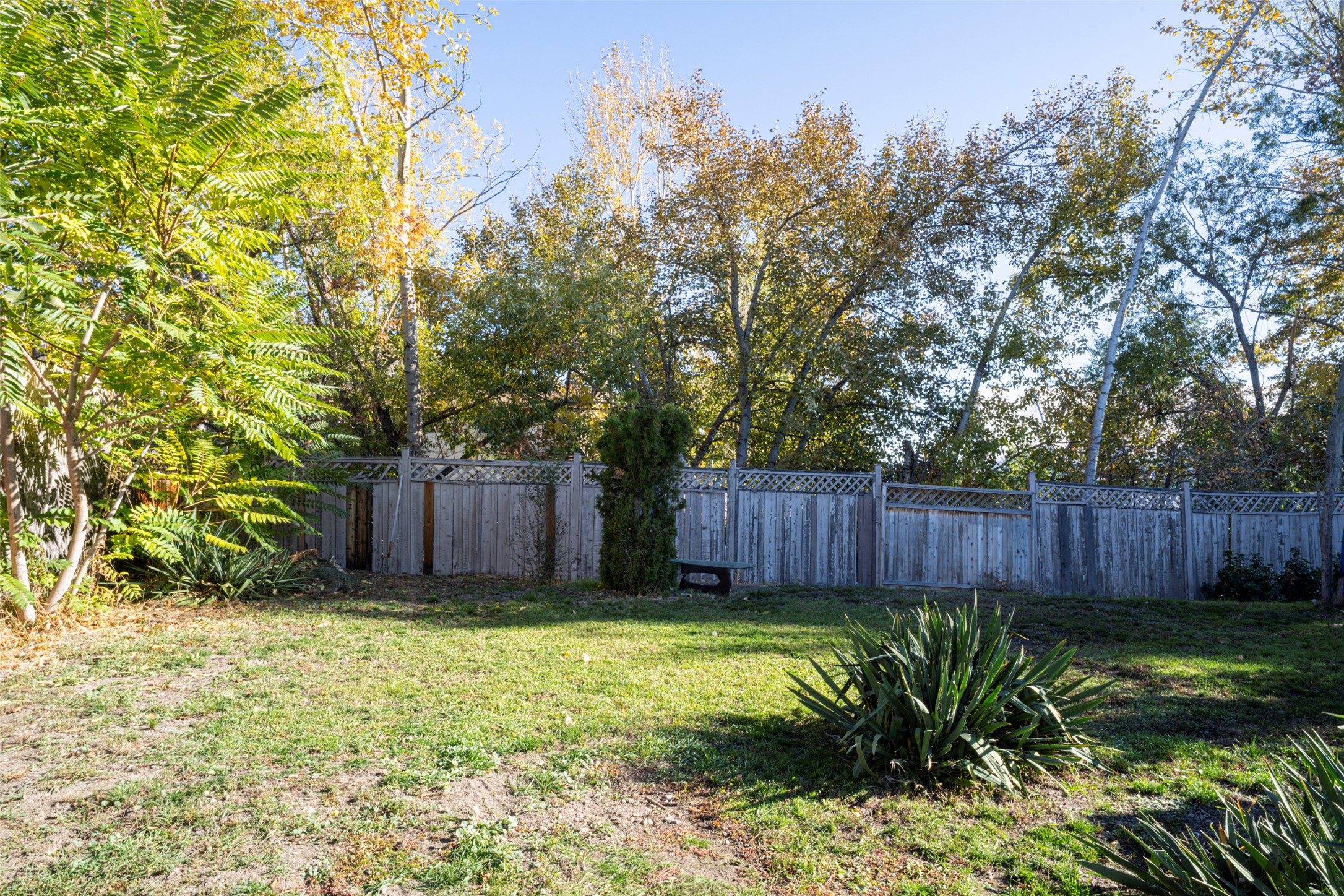 1881 Boucherie Road 45