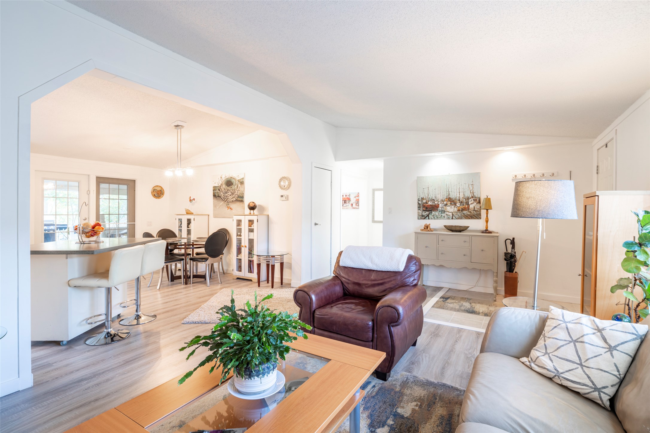 1881 Boucherie Road 45