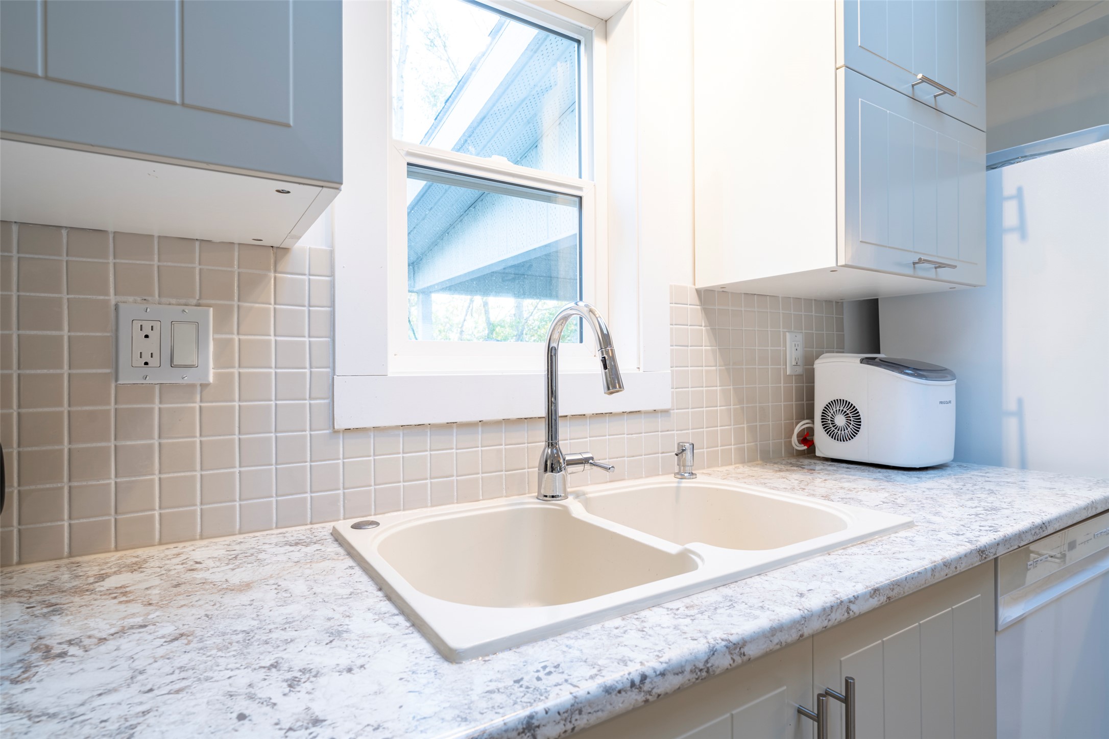 1881 Boucherie Road 45