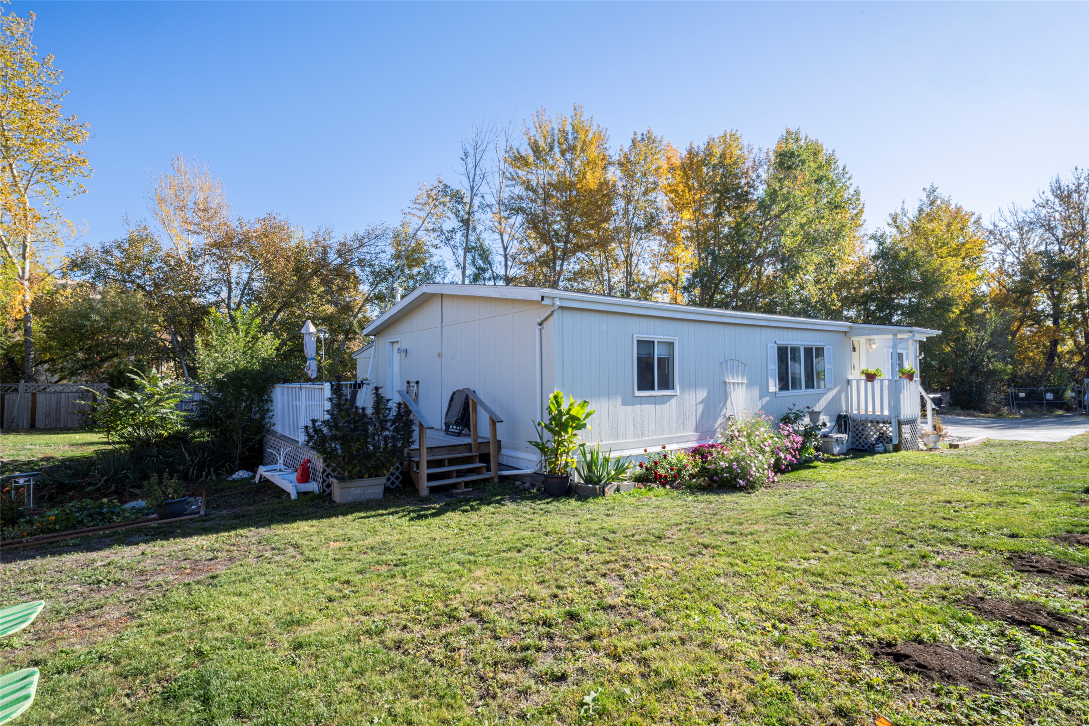 1881 Boucherie Road 45