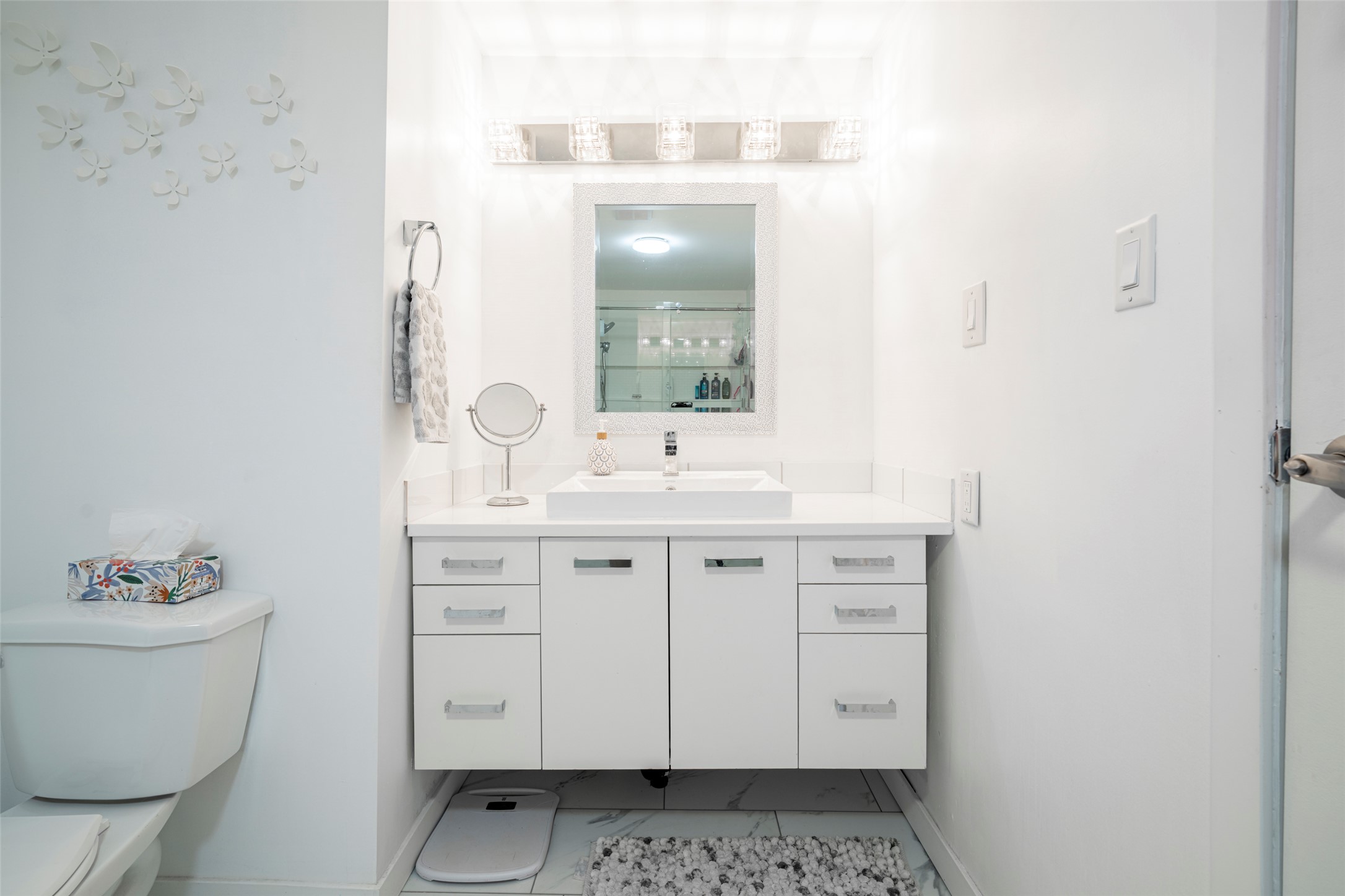 1881 Boucherie Road 45