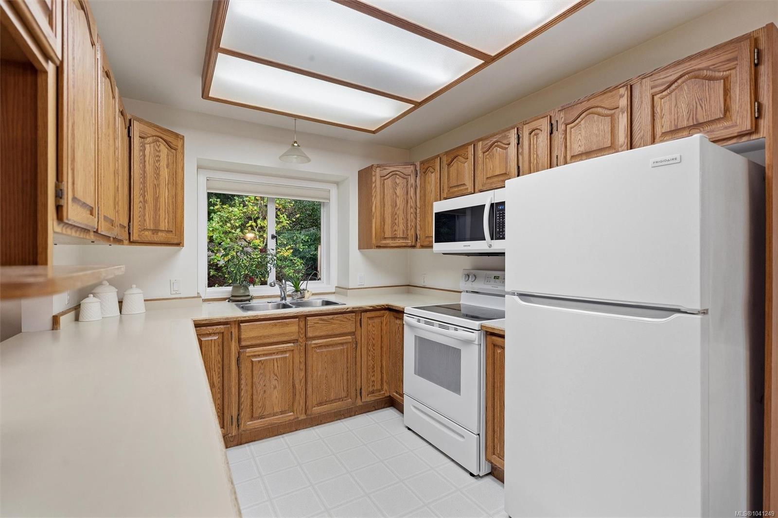 1636 Barrett Dr