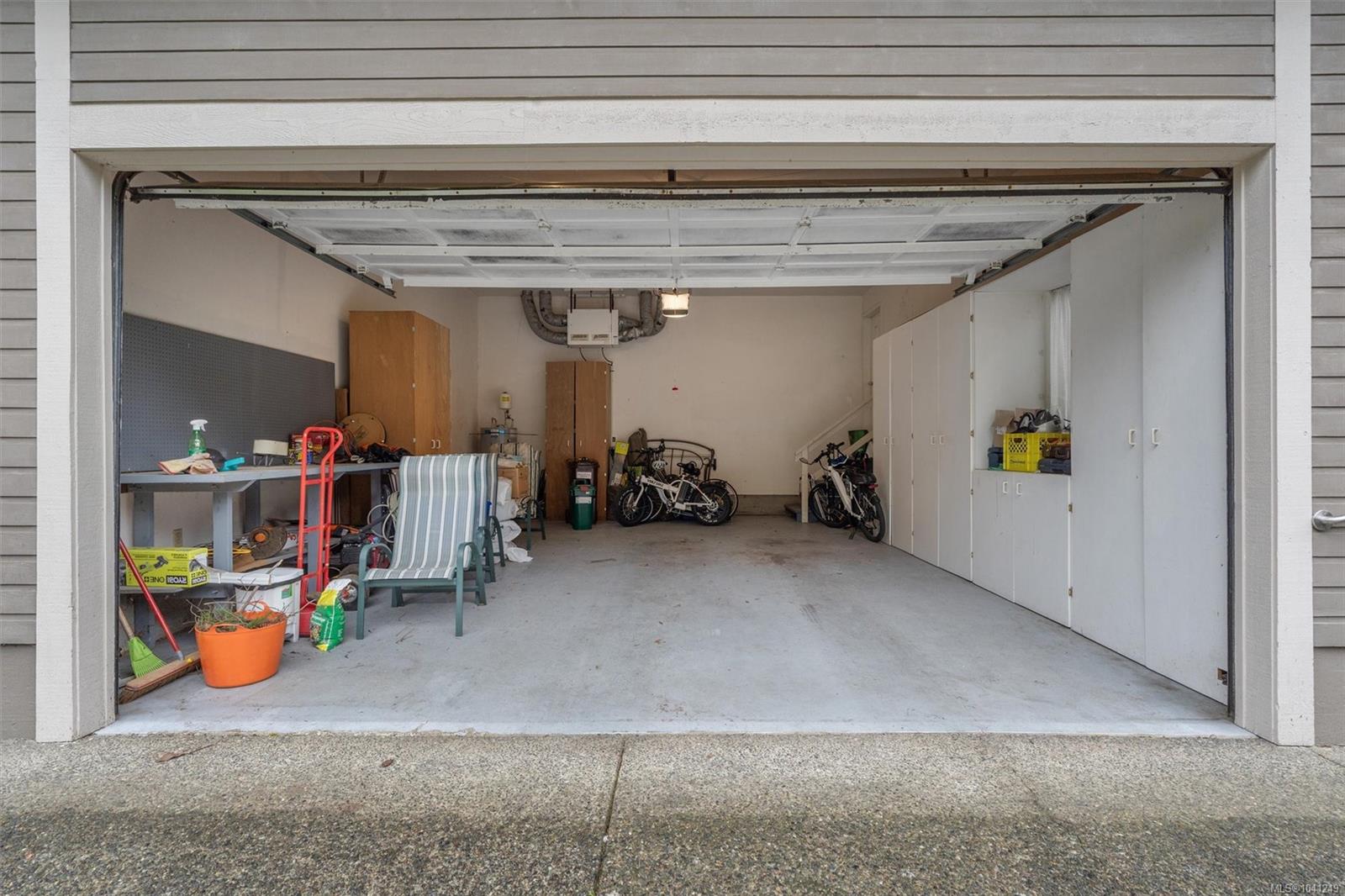 1636 Barrett Dr