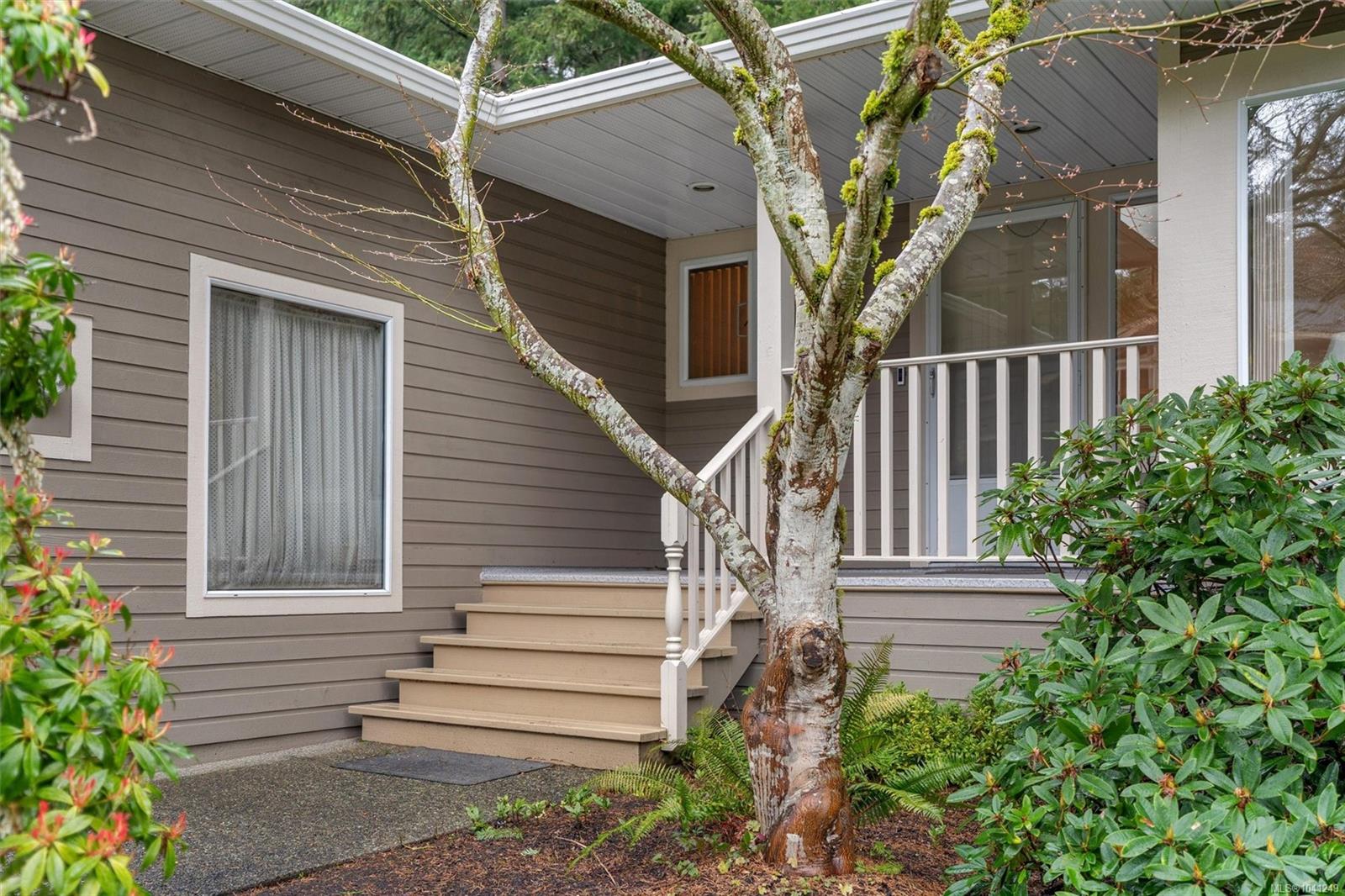 1636 Barrett Dr