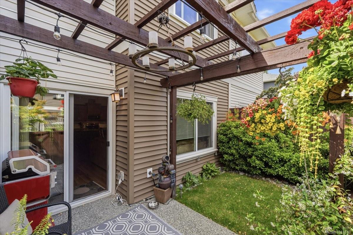 1720 Dufferin Cres #157