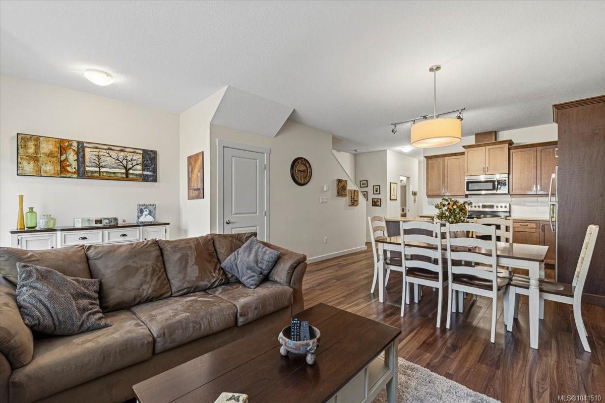 1720 Dufferin Cres #157
