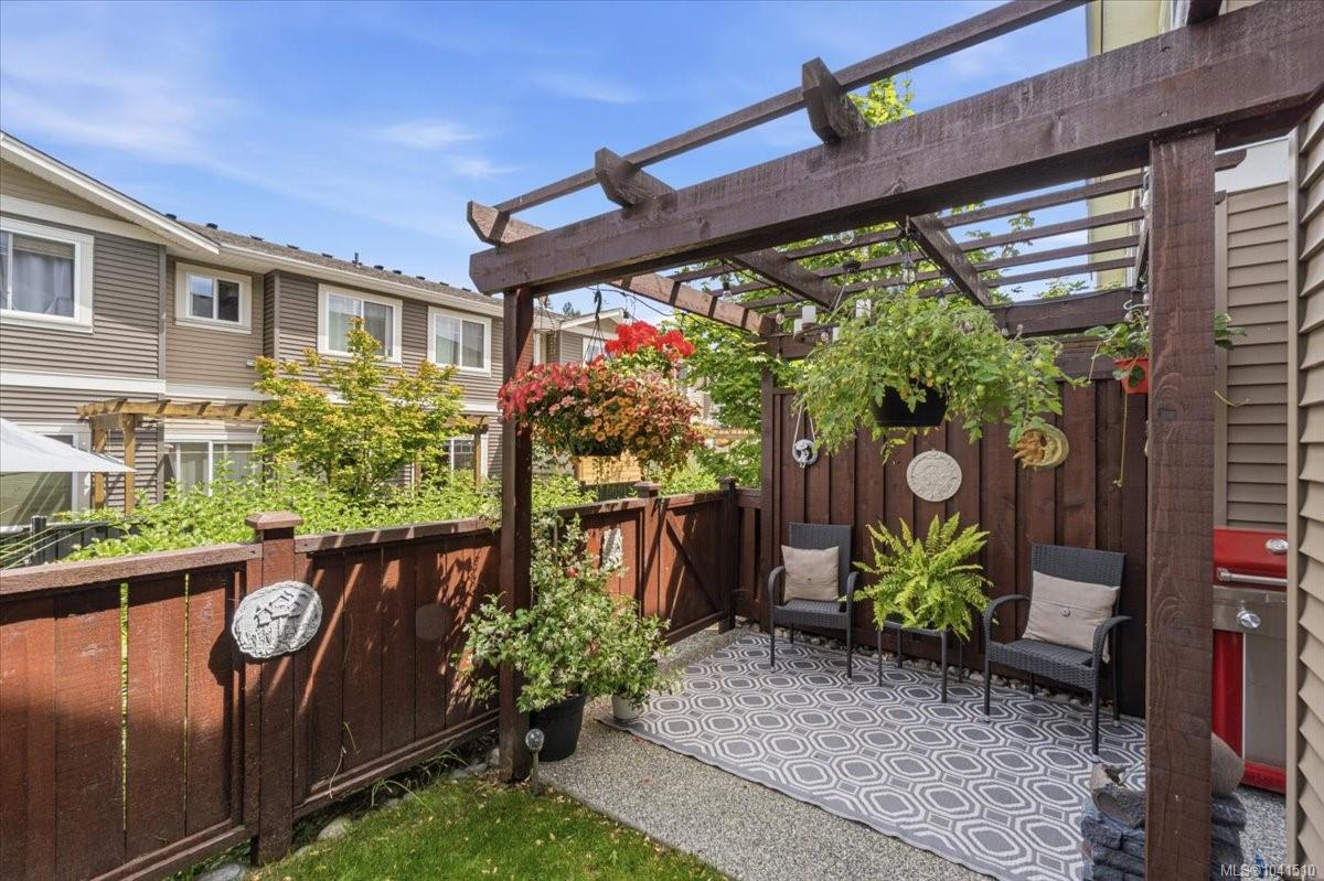 1720 Dufferin Cres #157