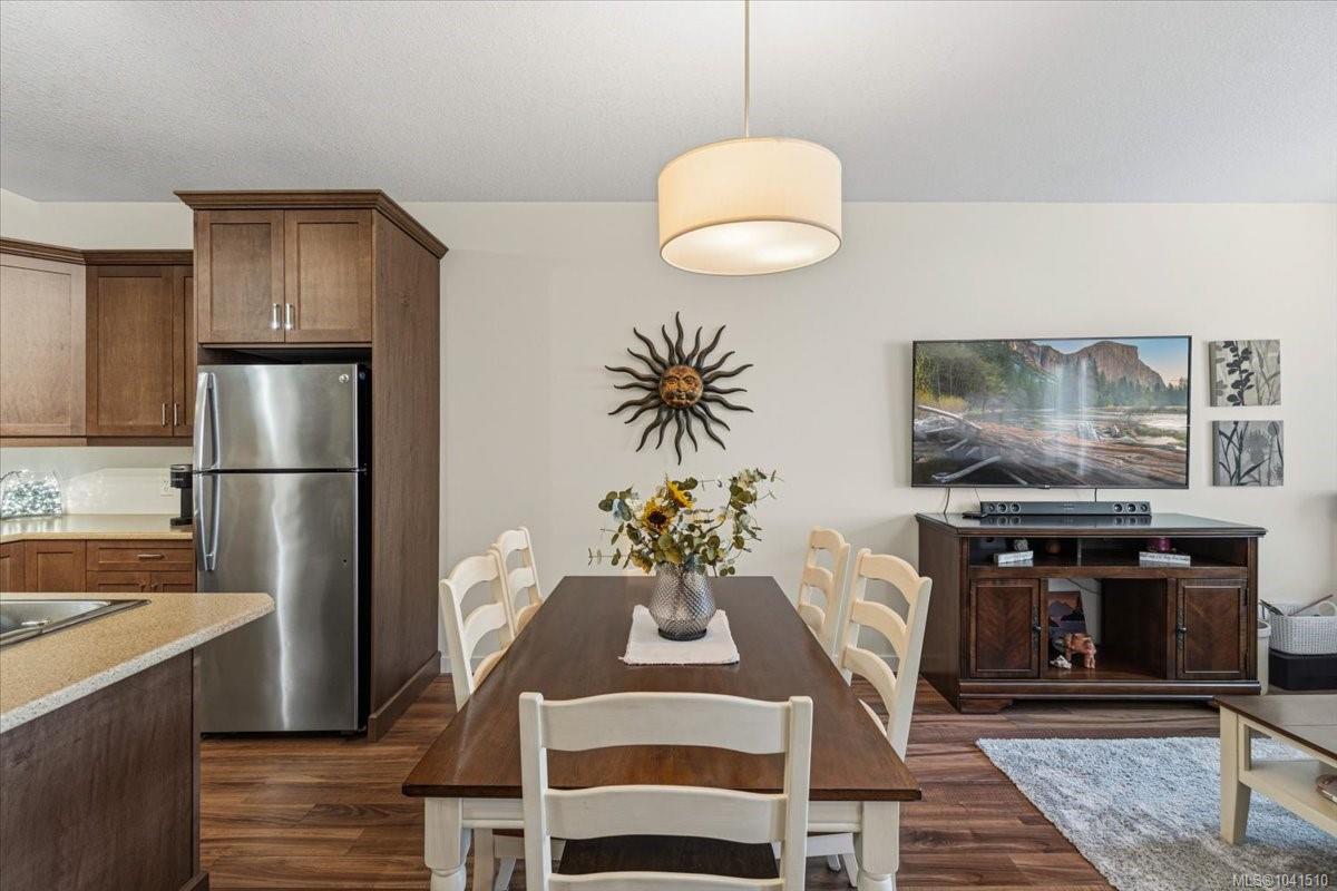 1720 Dufferin Cres #157