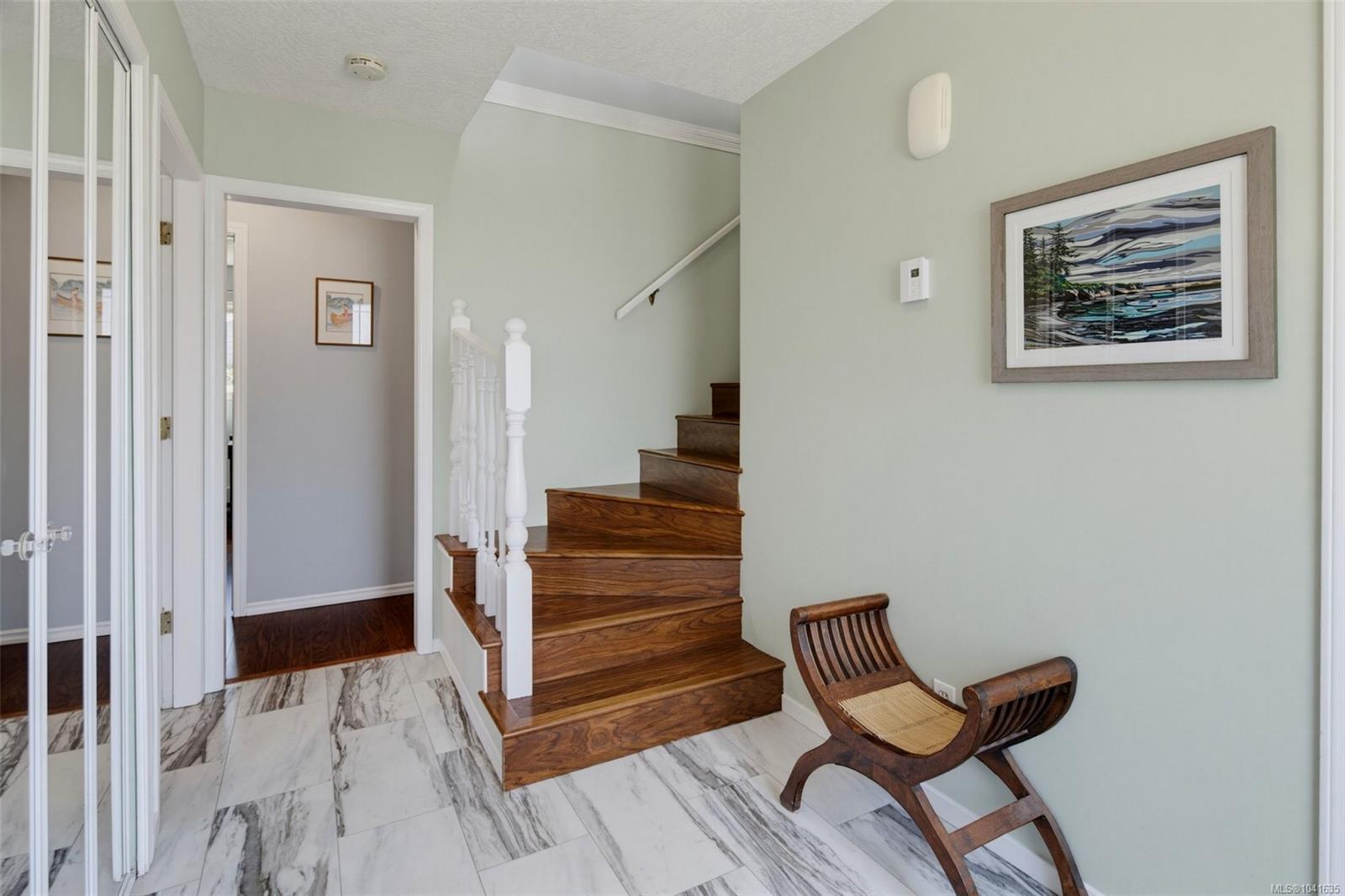 4255 Moorpark Pl