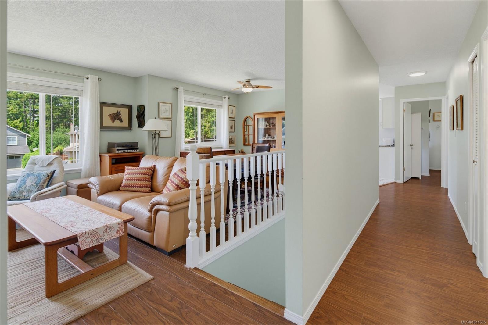 4255 Moorpark Pl