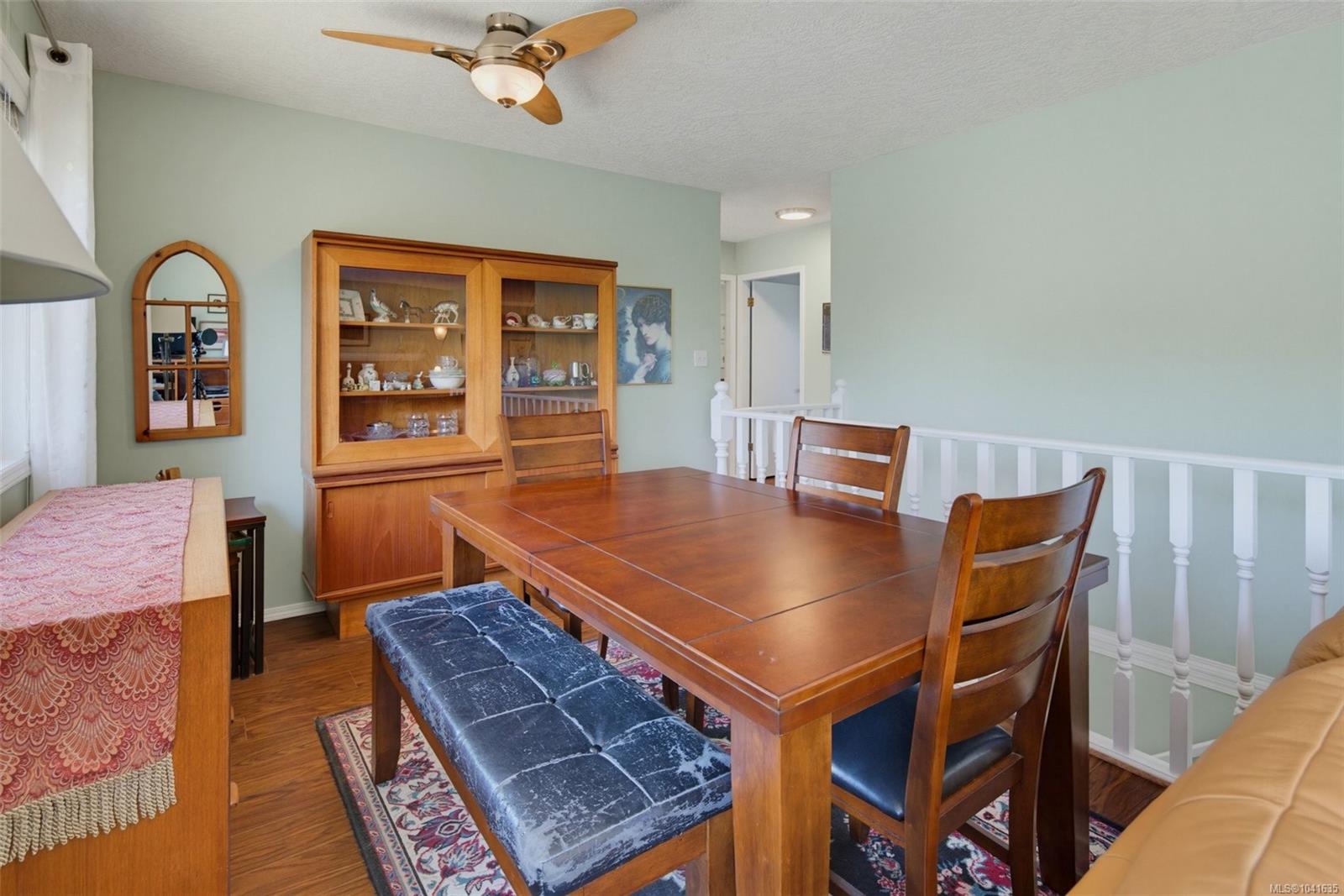 4255 Moorpark Pl