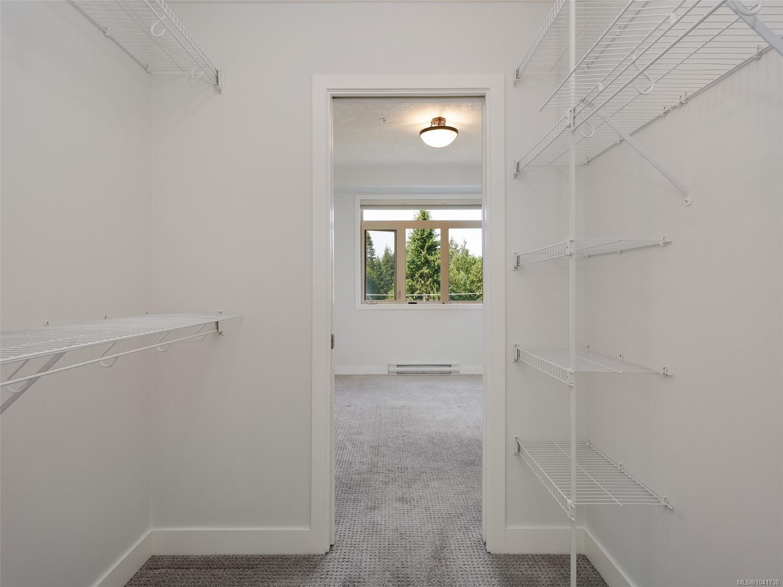 623 Treanor Ave #402