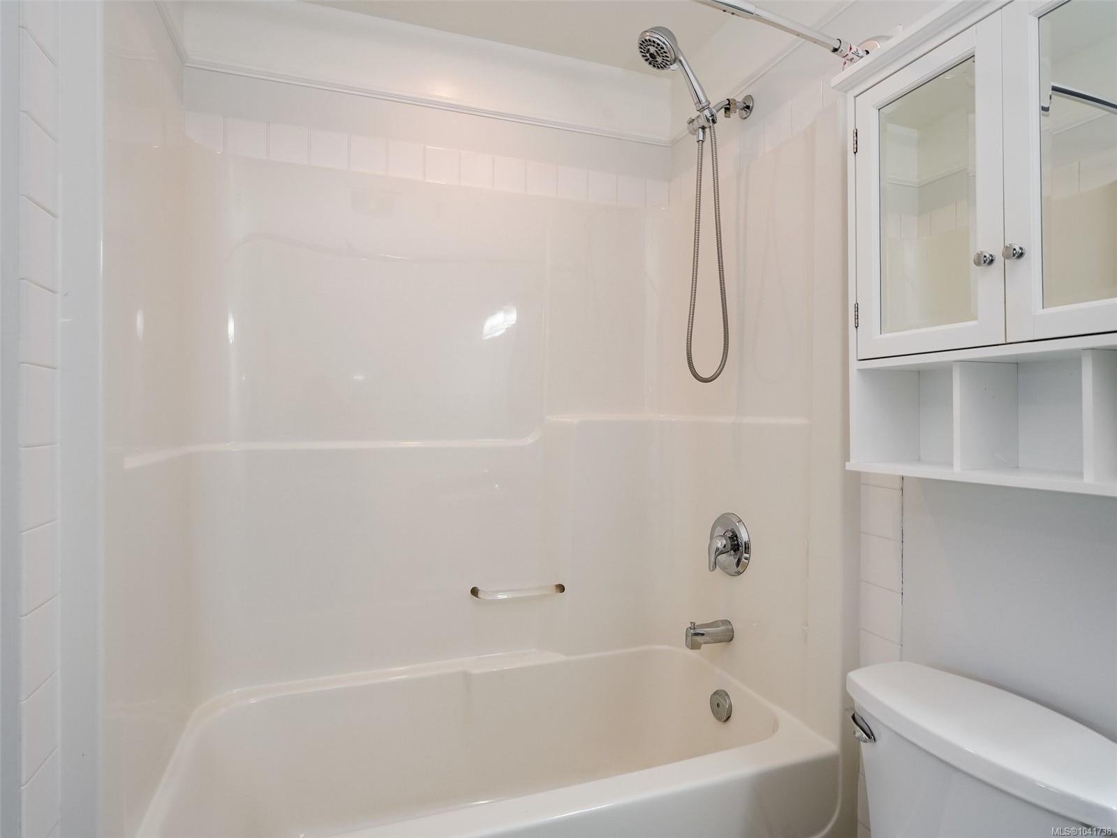 623 Treanor Ave #402