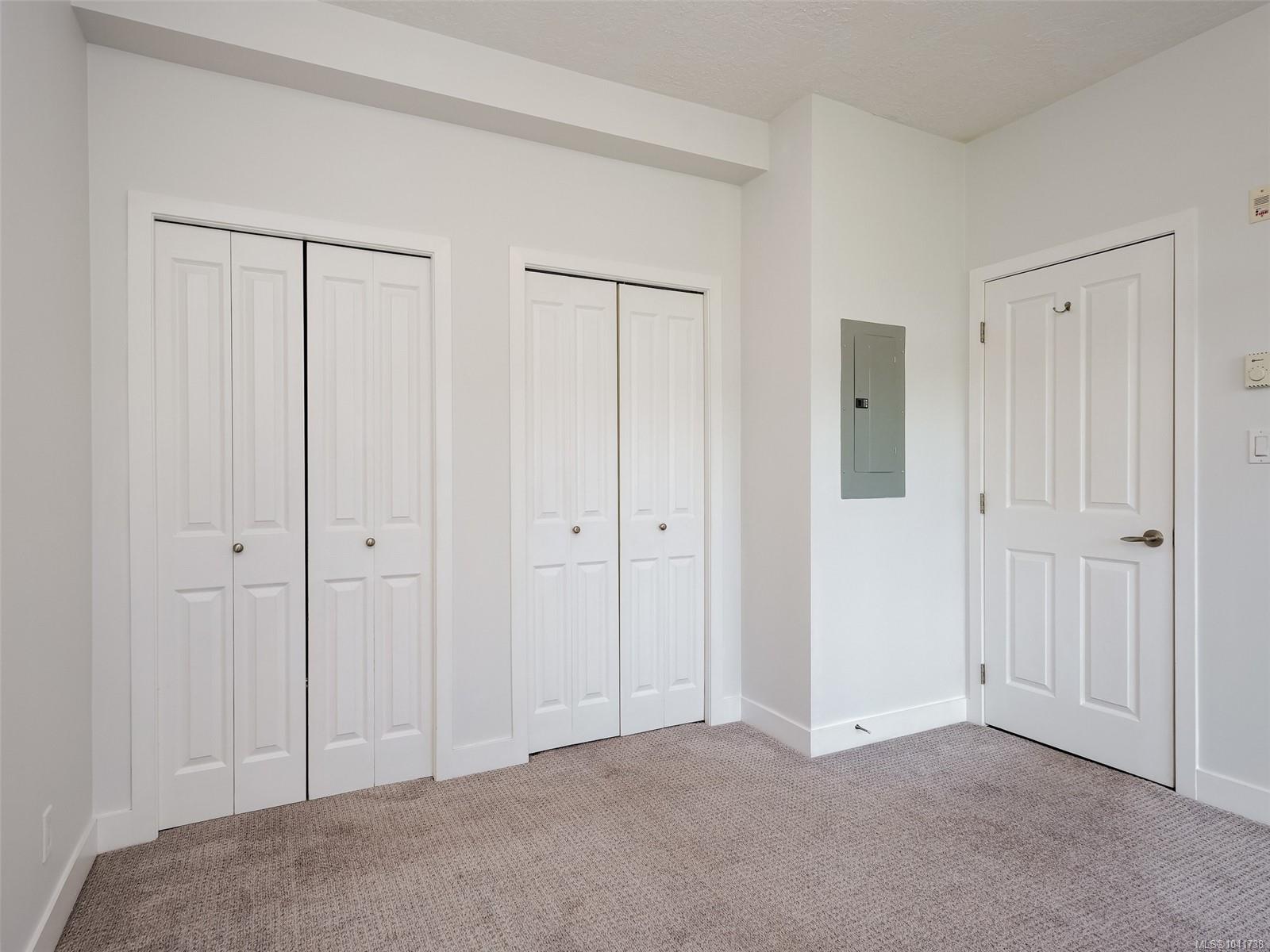623 Treanor Ave #402