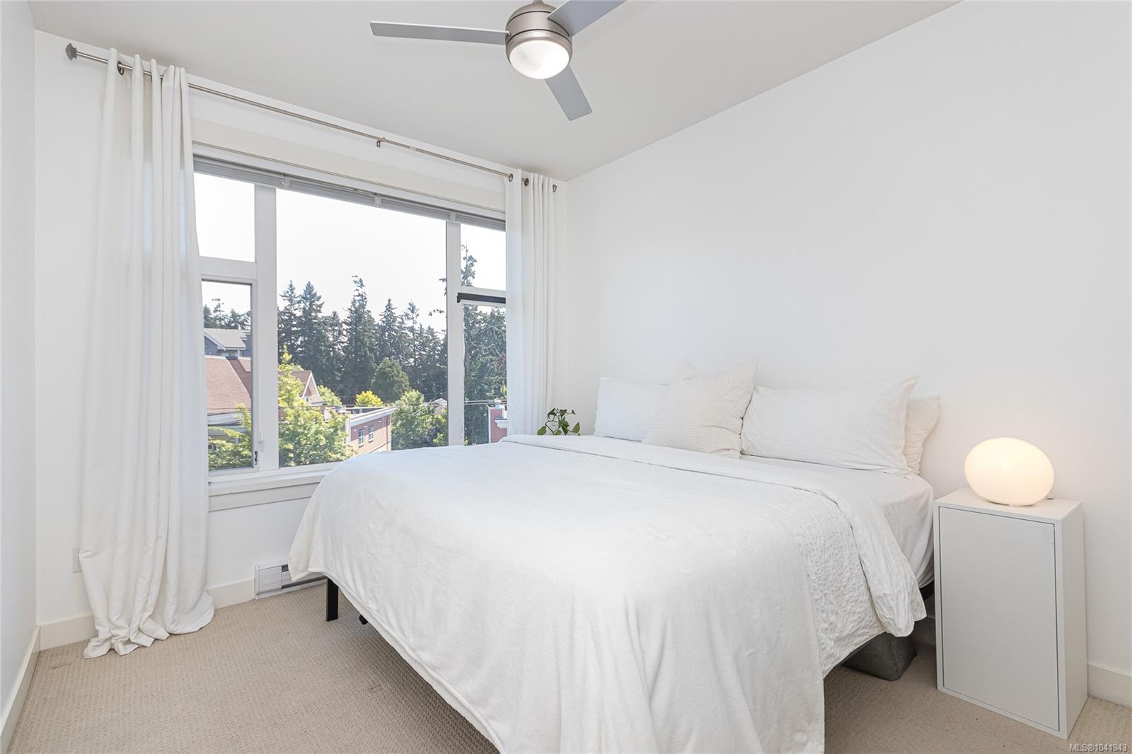662 Goldstream Ave #413