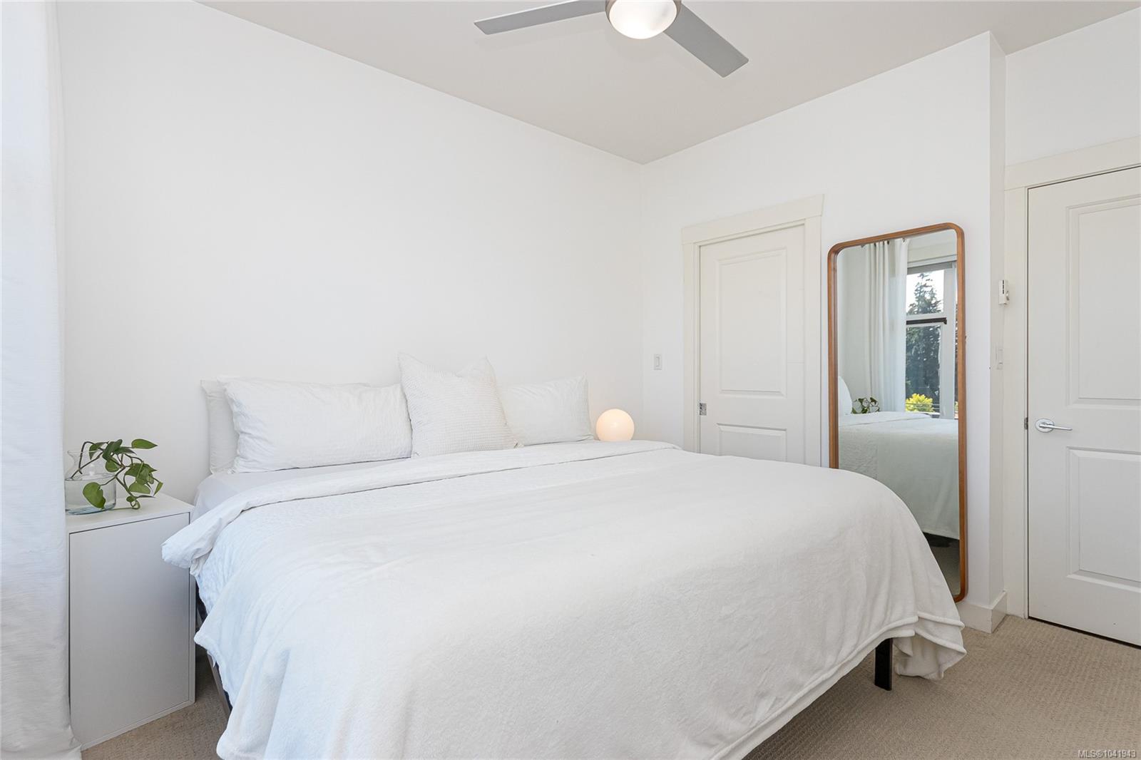 662 Goldstream Ave #413