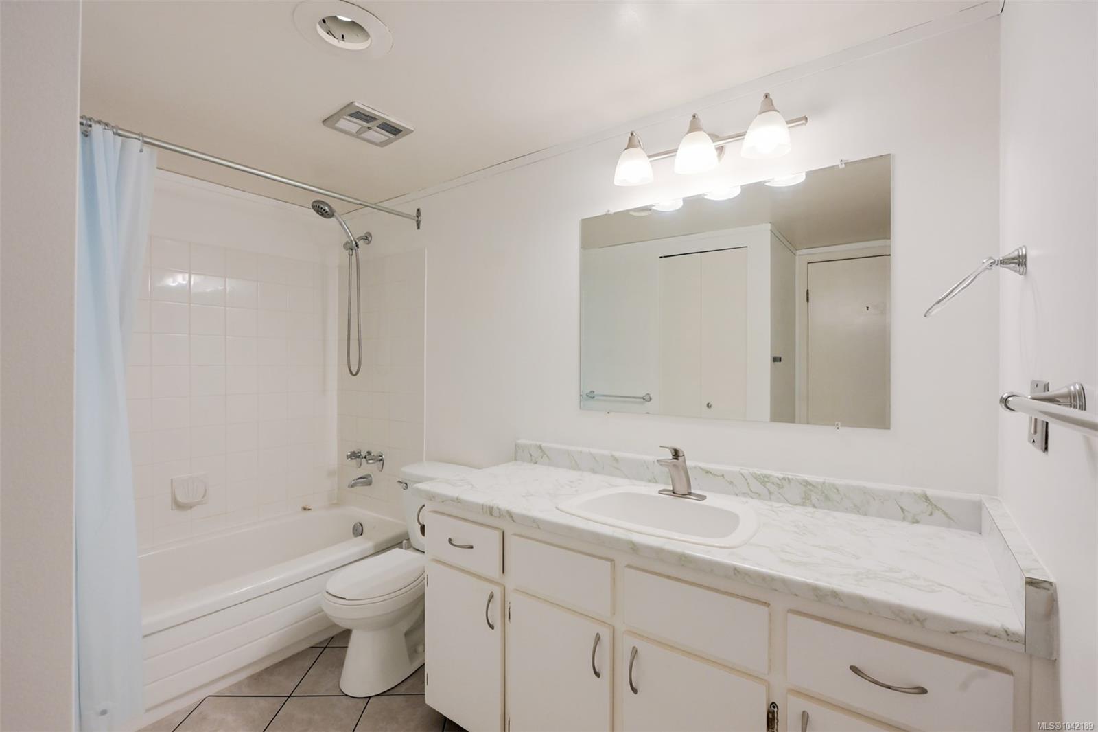 859 Carrie St #403