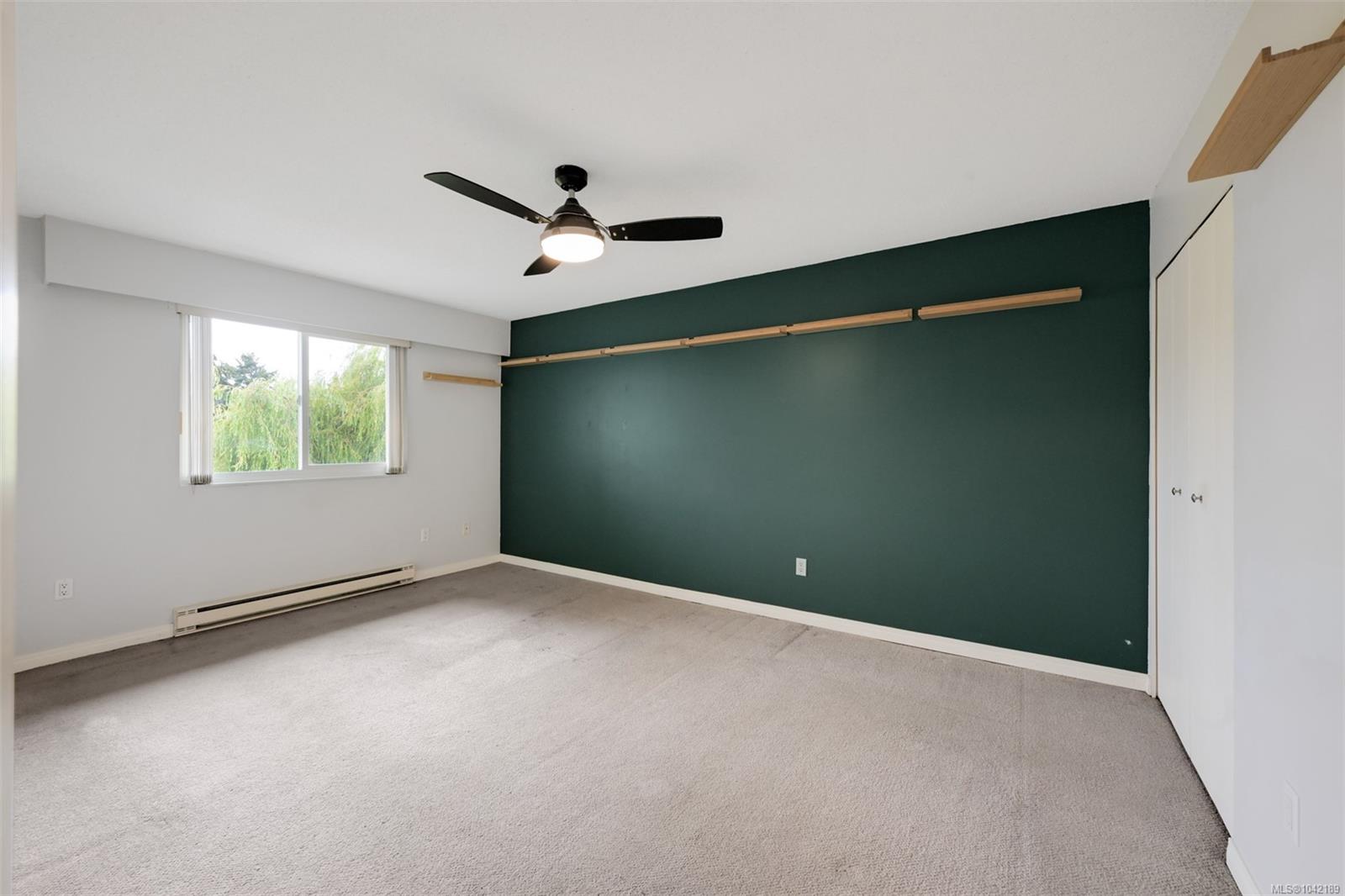 859 Carrie St #403