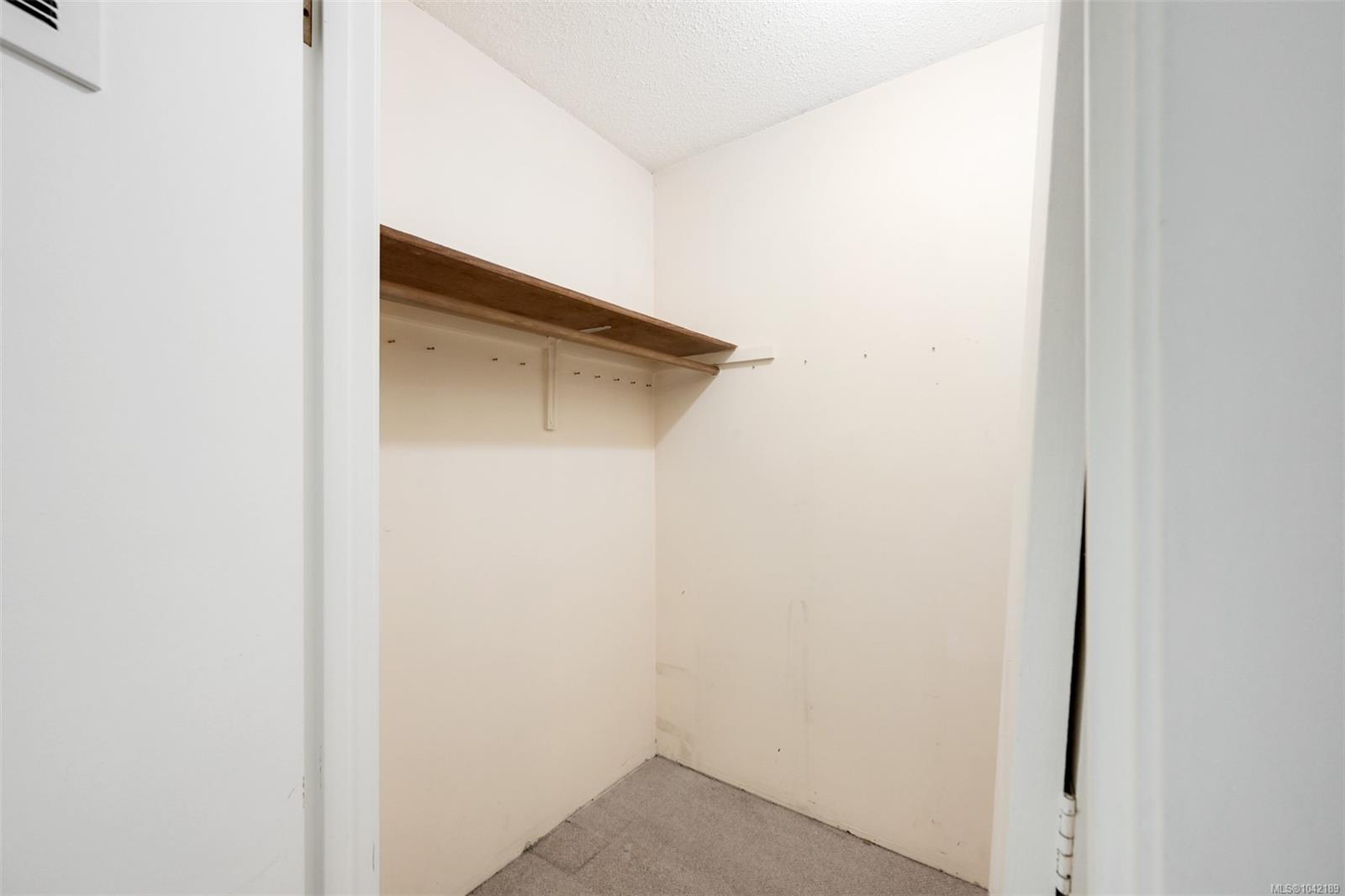 859 Carrie St #403