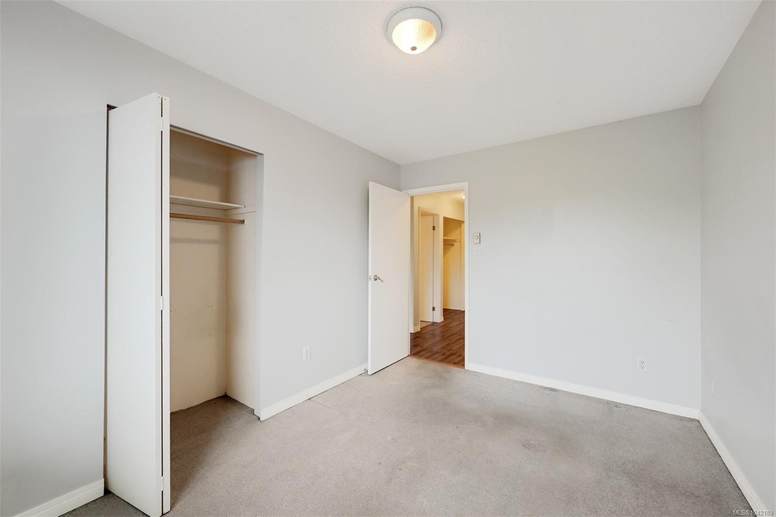 859 Carrie St #403