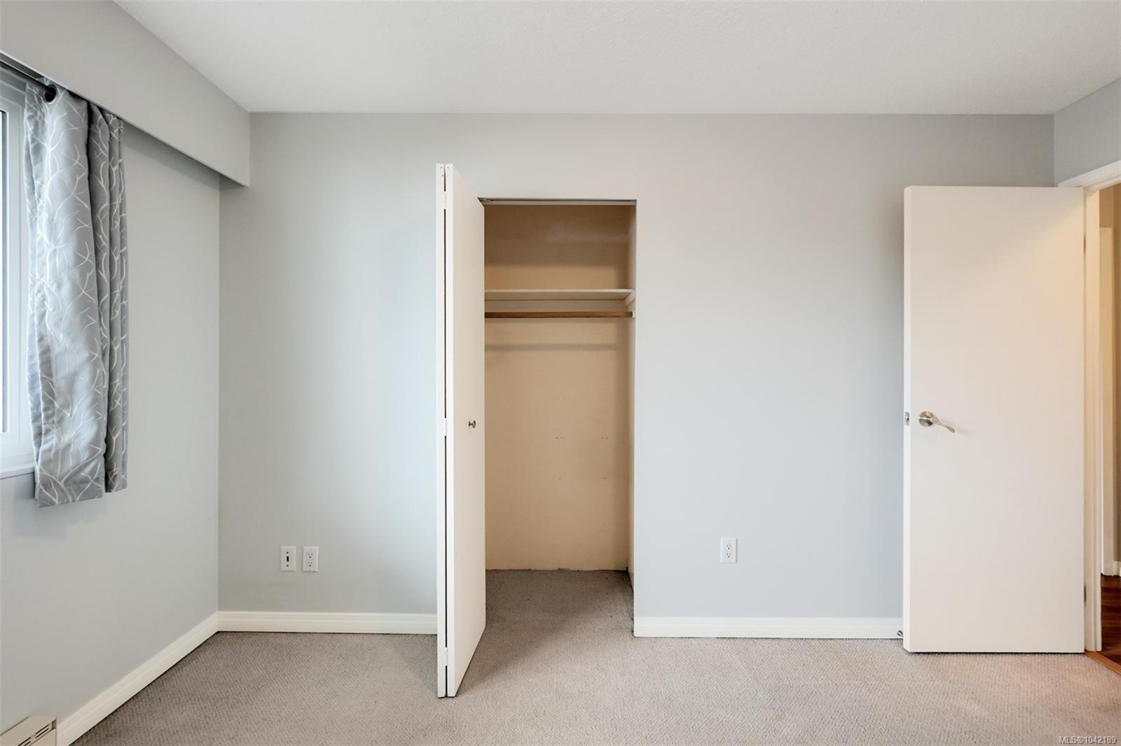 859 Carrie St #403