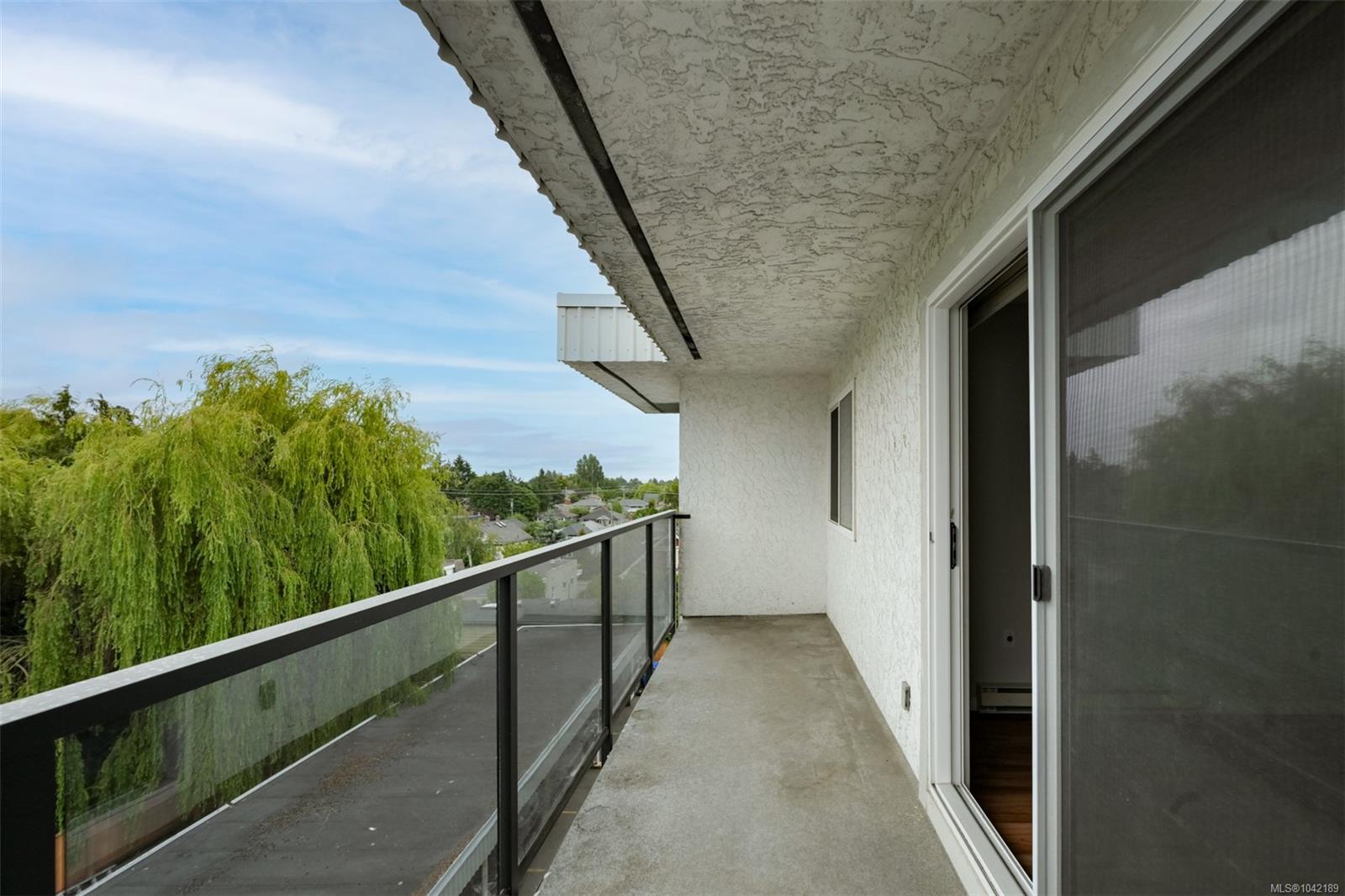 859 Carrie St #403