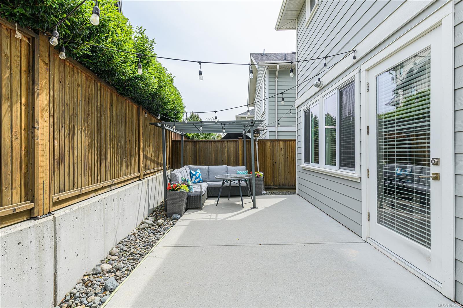 2922 Burlington Cres