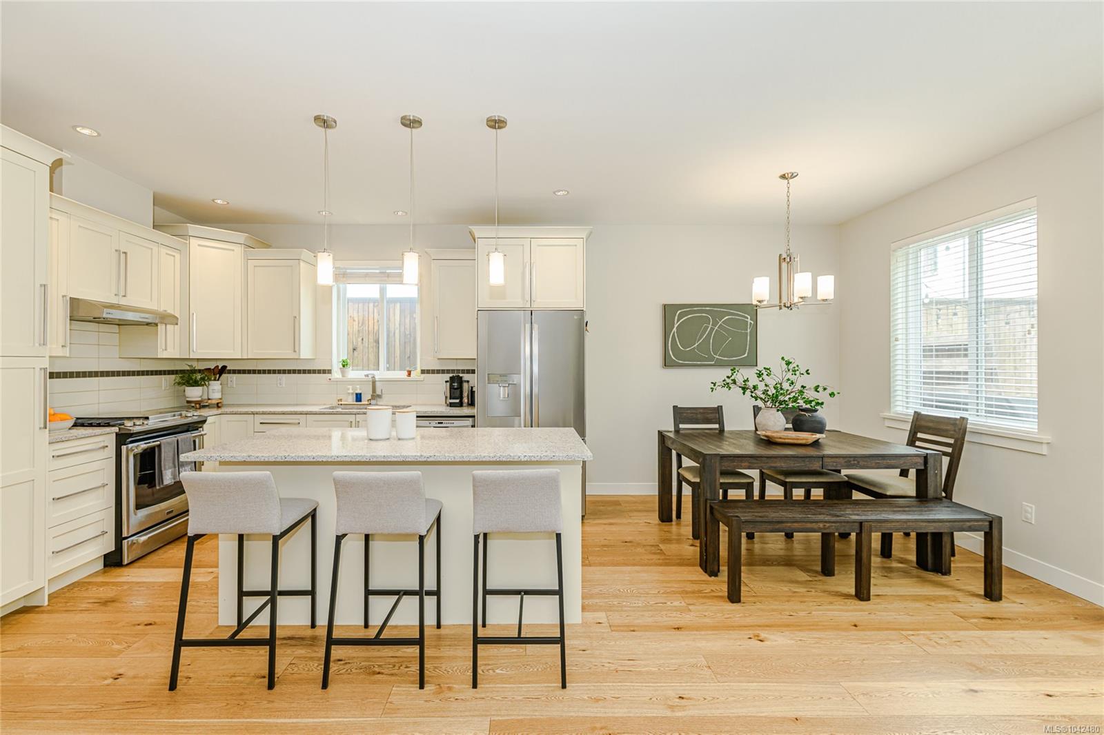 2922 Burlington Cres
