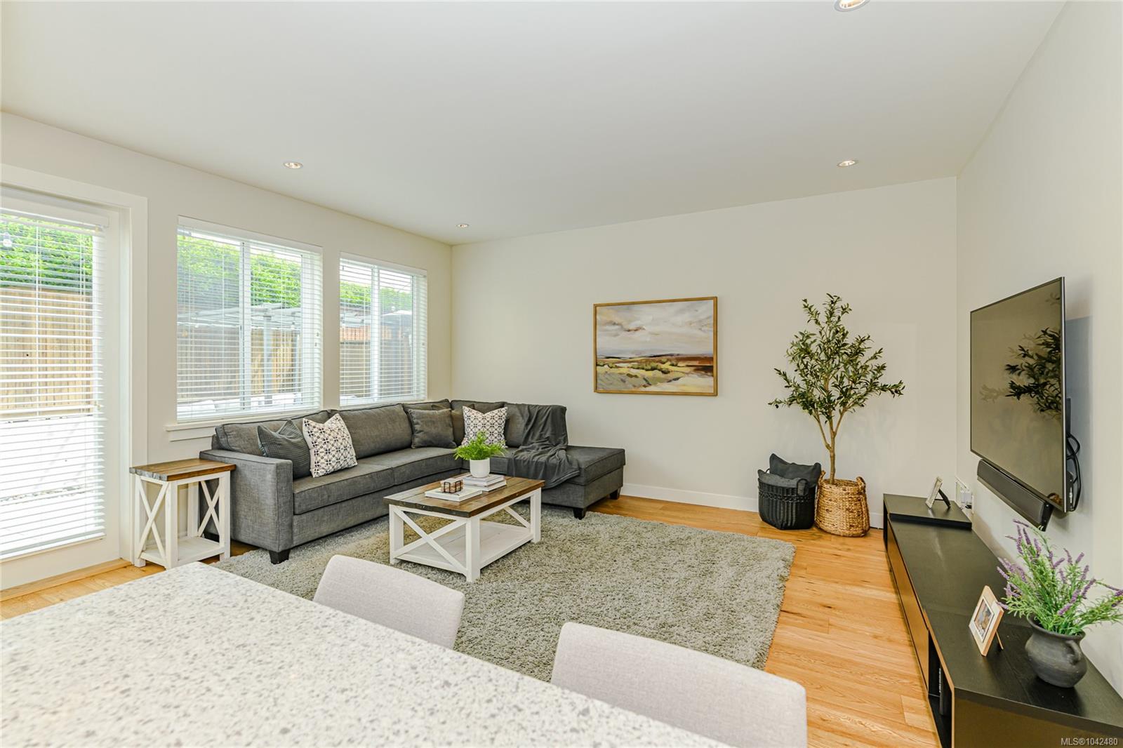 2922 Burlington Cres