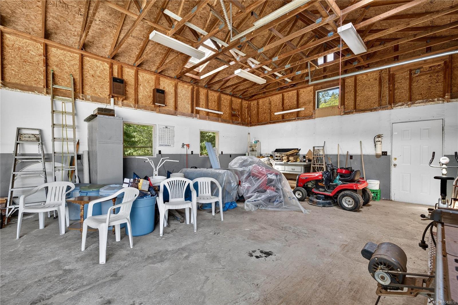 2401 Fulford-Ganges Rd
