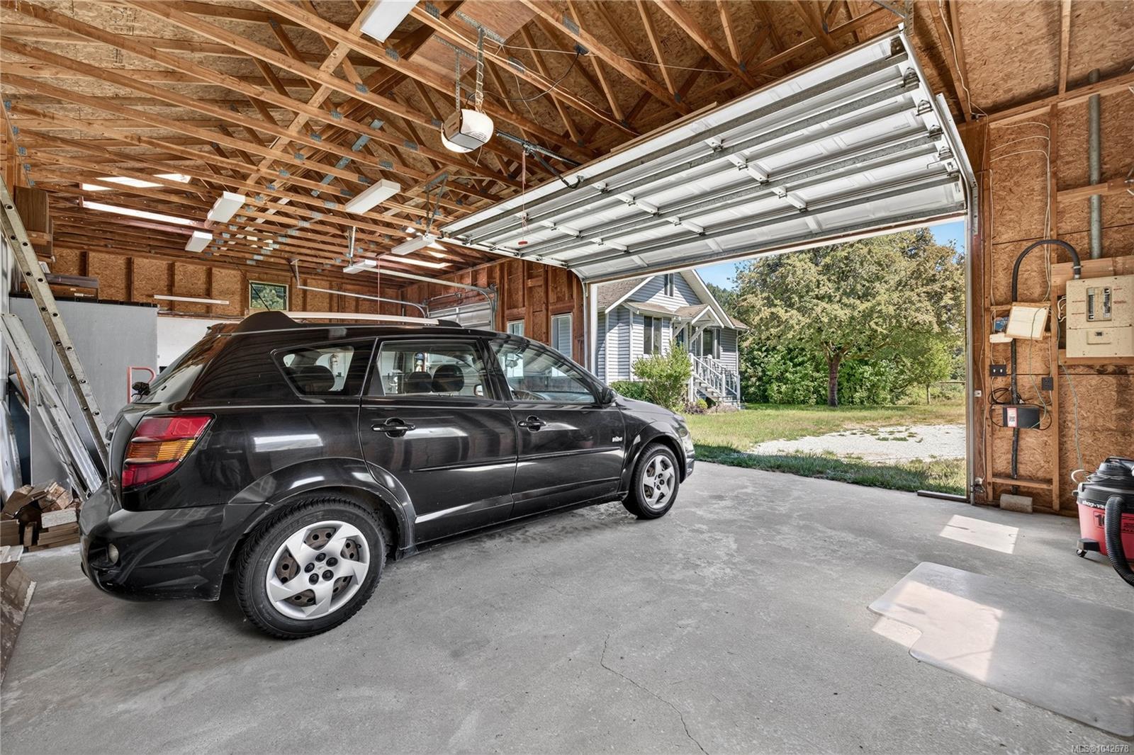 2401 Fulford-Ganges Rd