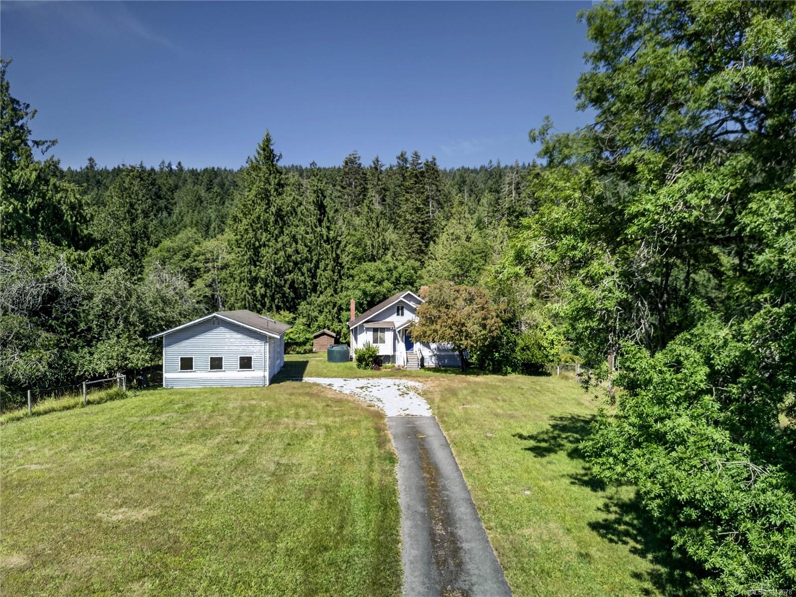 2401 Fulford-Ganges Rd