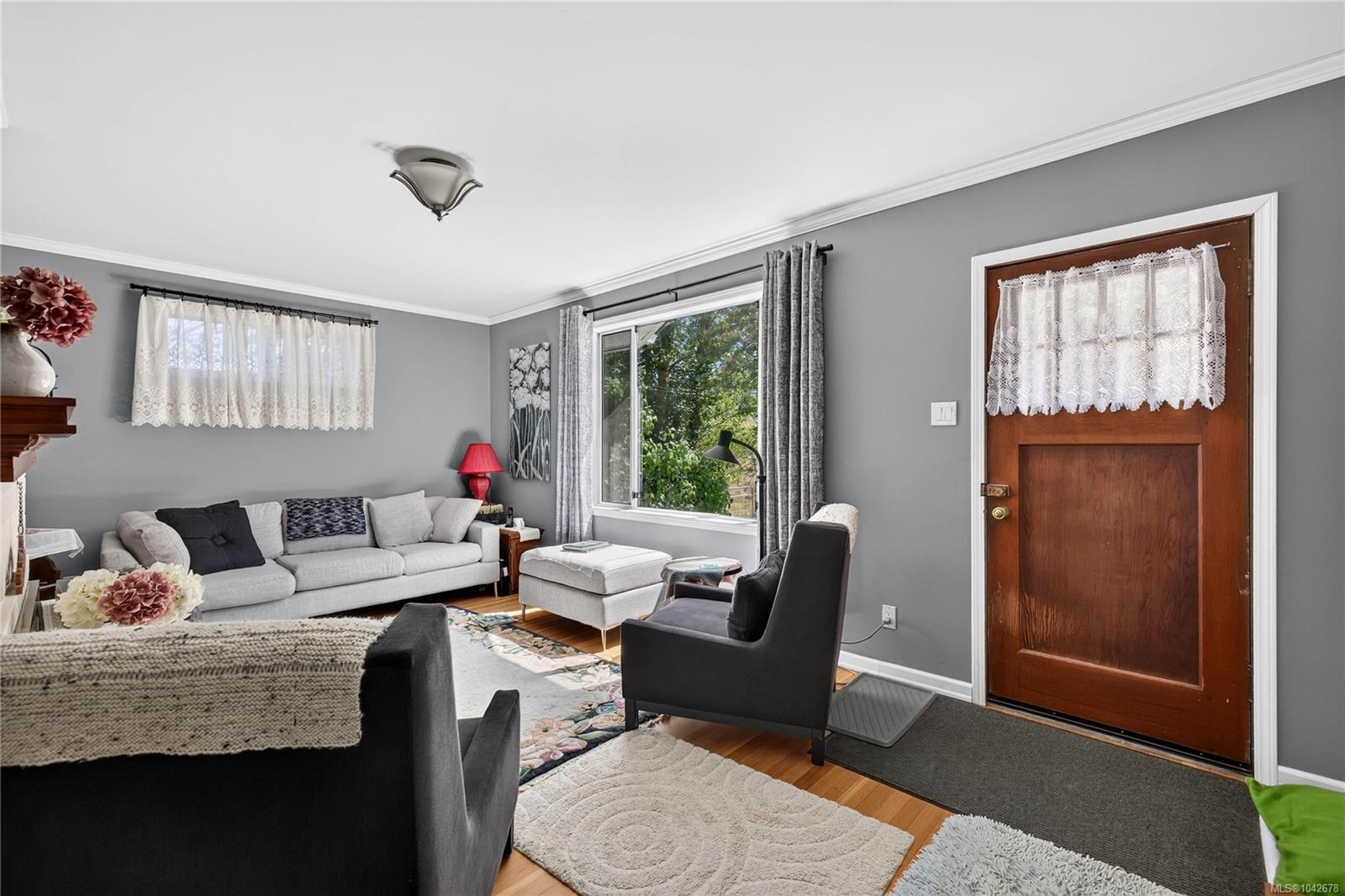 2401 Fulford-Ganges Rd