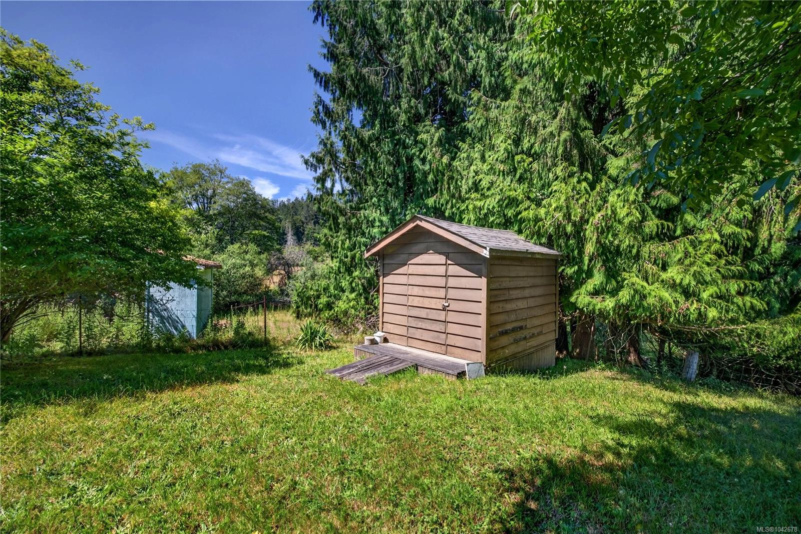 2401 Fulford-Ganges Rd