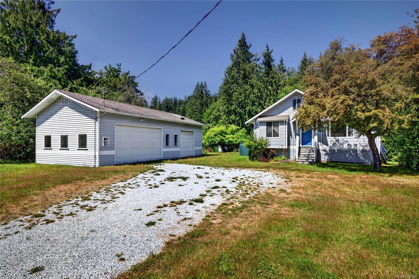 2401 Fulford-Ganges Rd