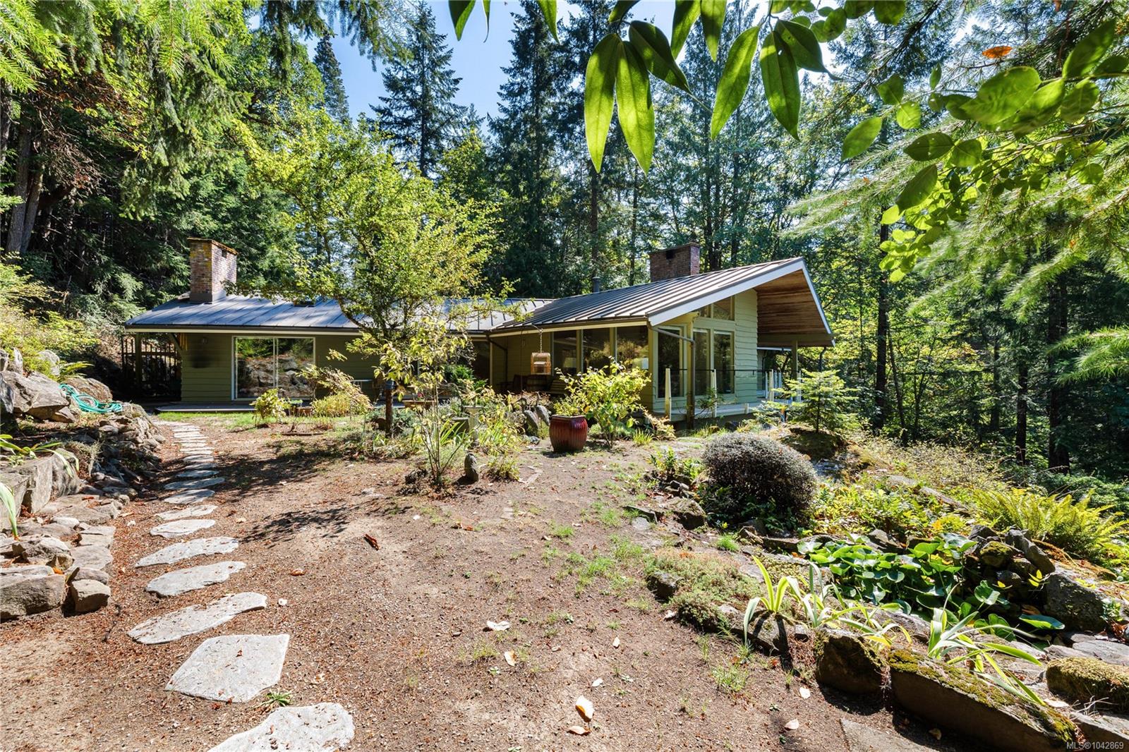 212 Sunset Dr