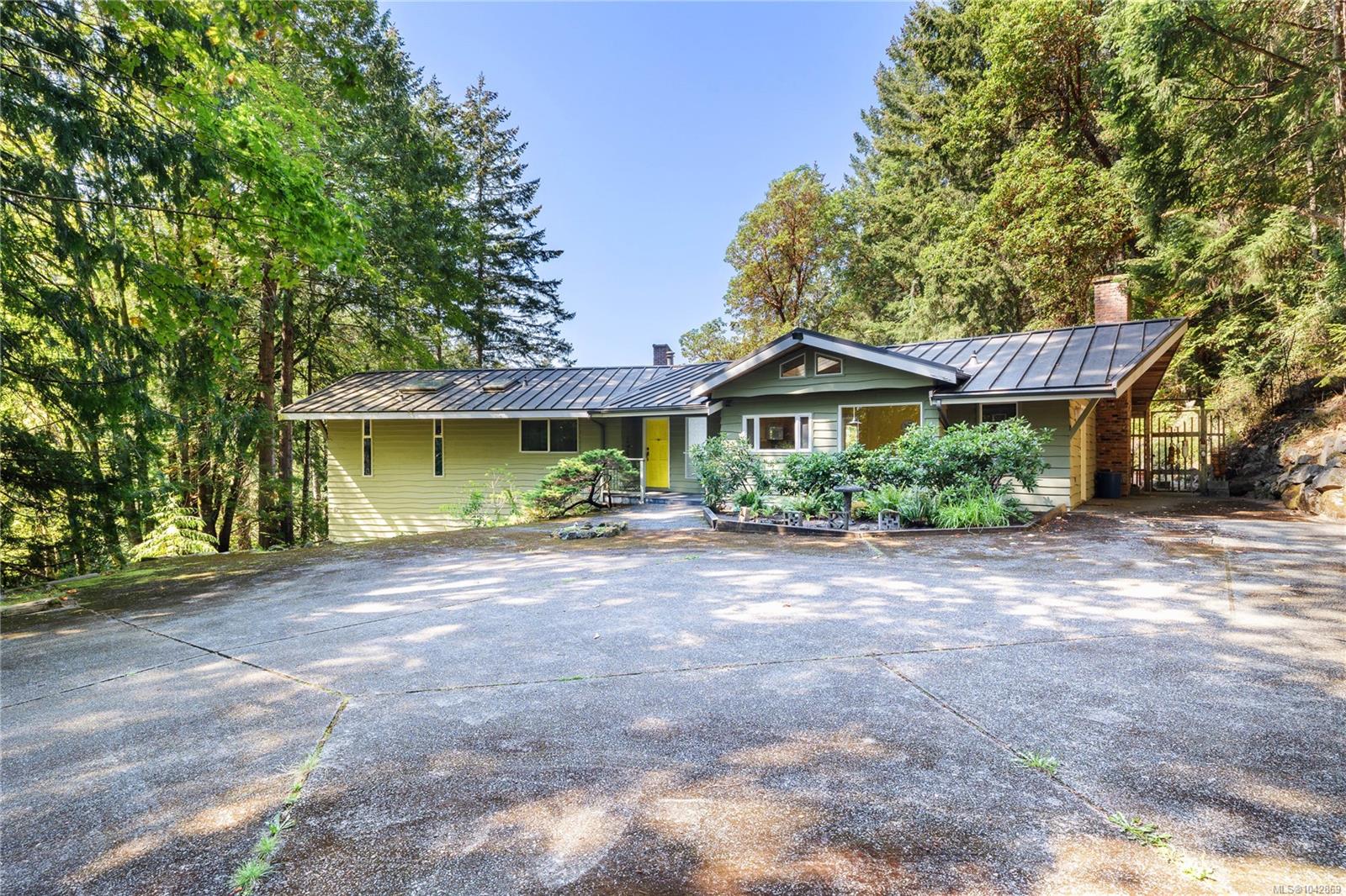 212 Sunset Dr