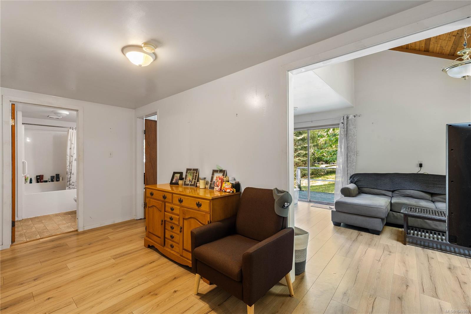 212 Sunset Dr