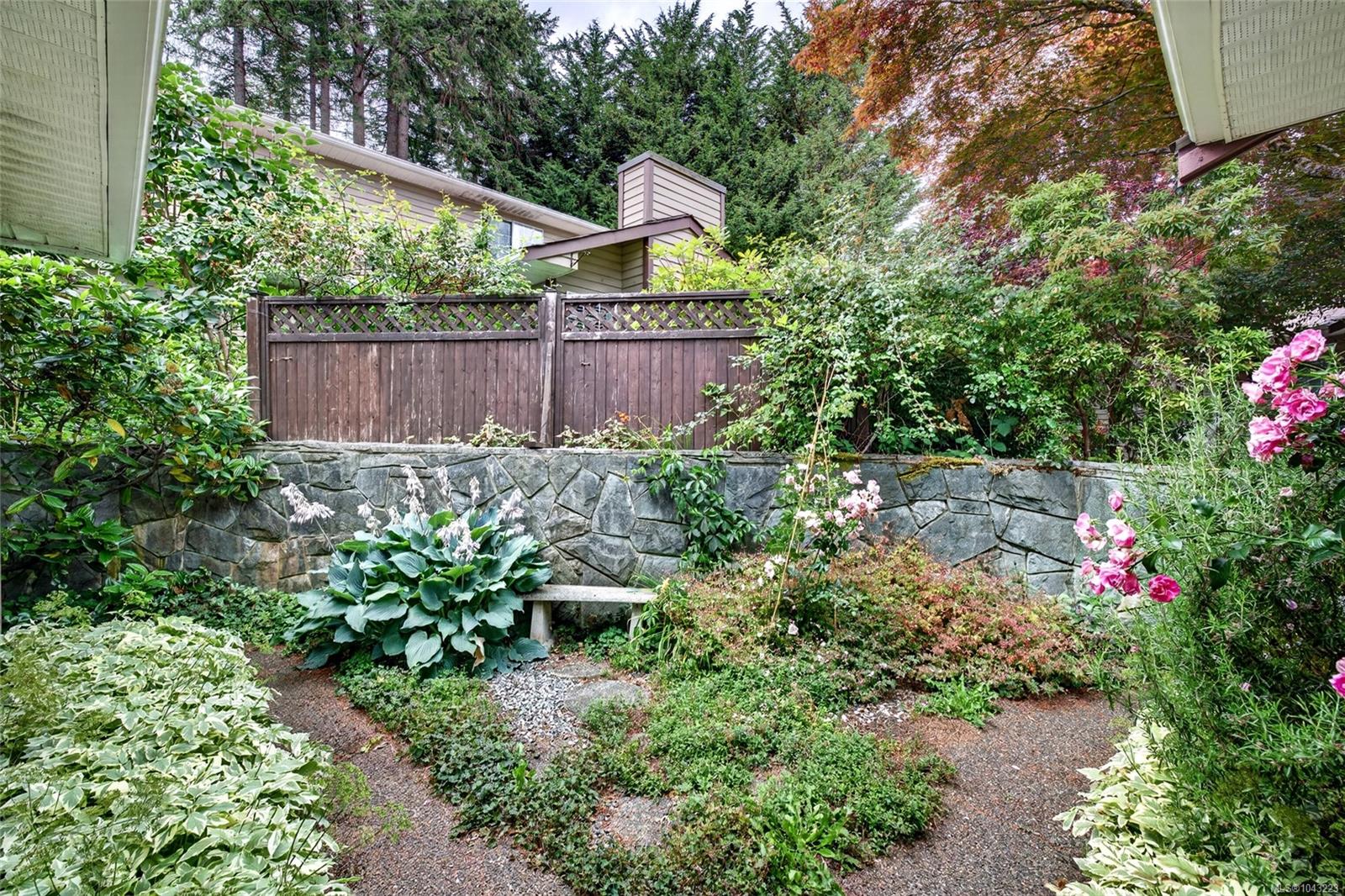 124 Valhalla Rd #8