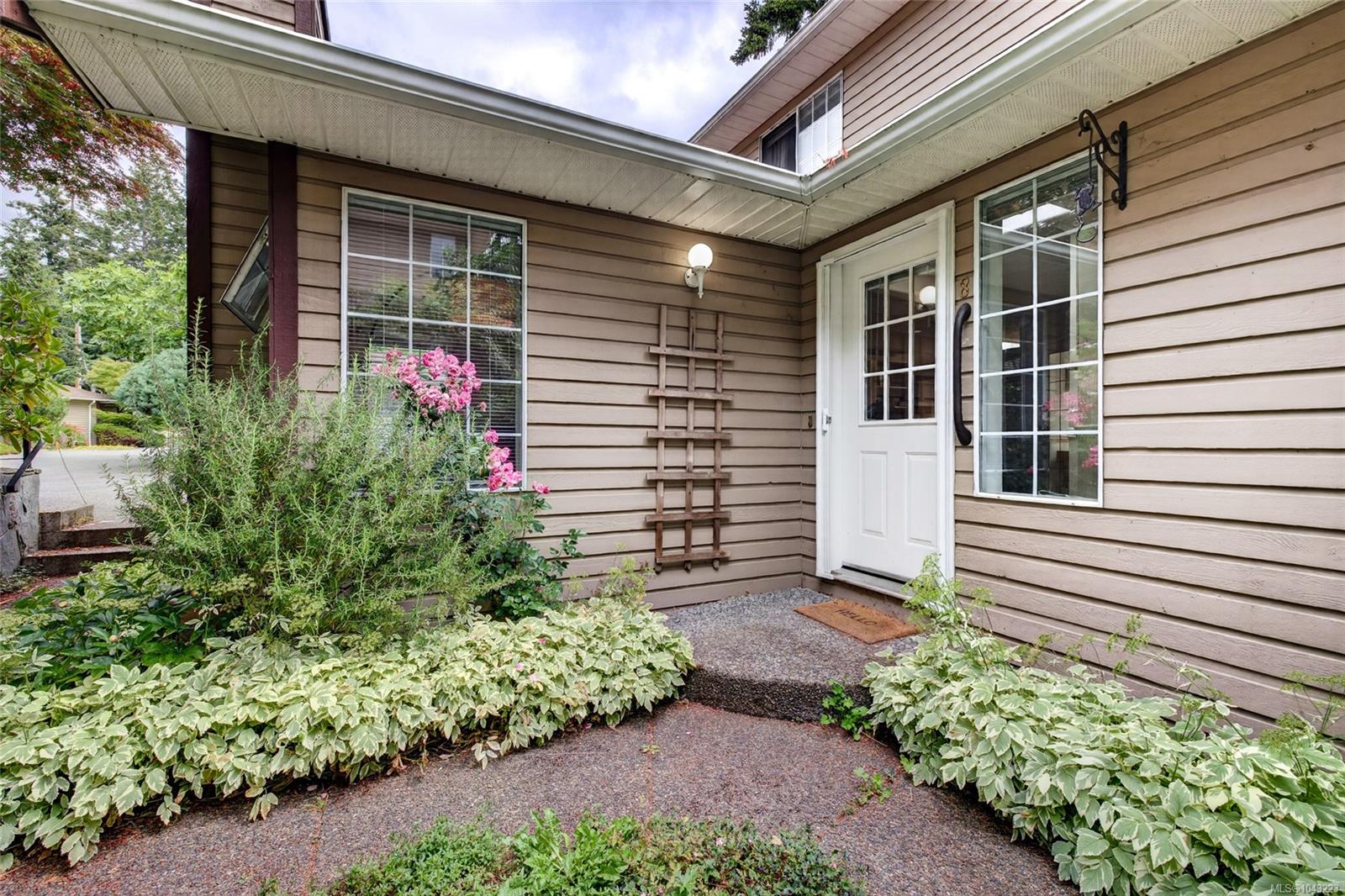 124 Valhalla Rd #8