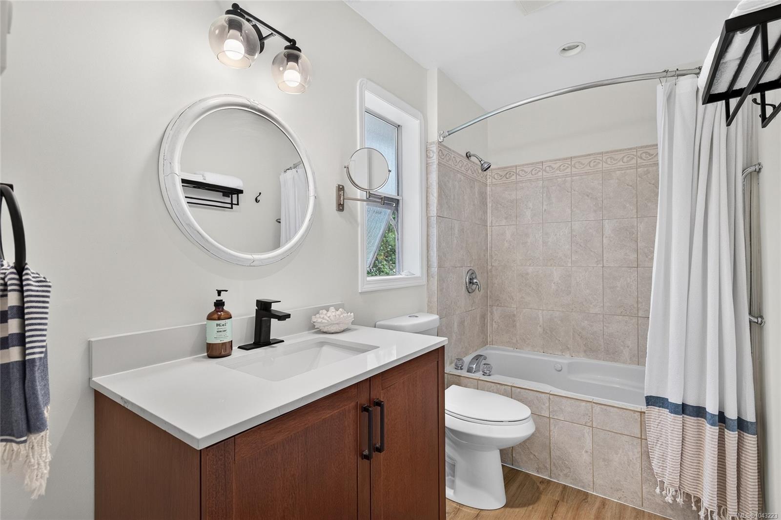 124 Valhalla Rd #8