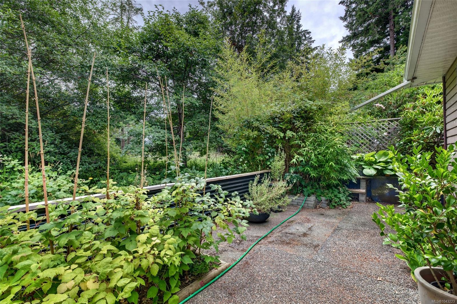 124 Valhalla Rd #8