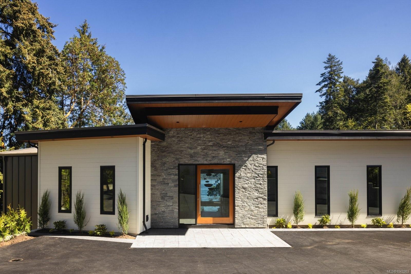 1677 Lands End Rd