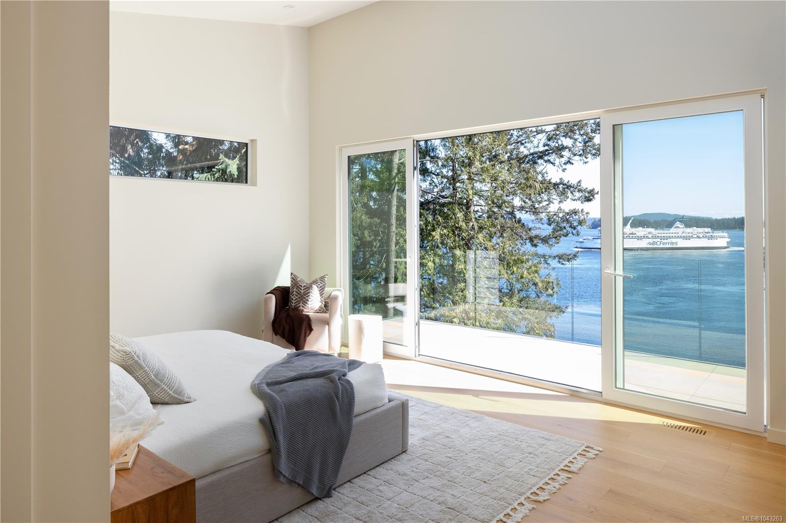 1677 Lands End Rd