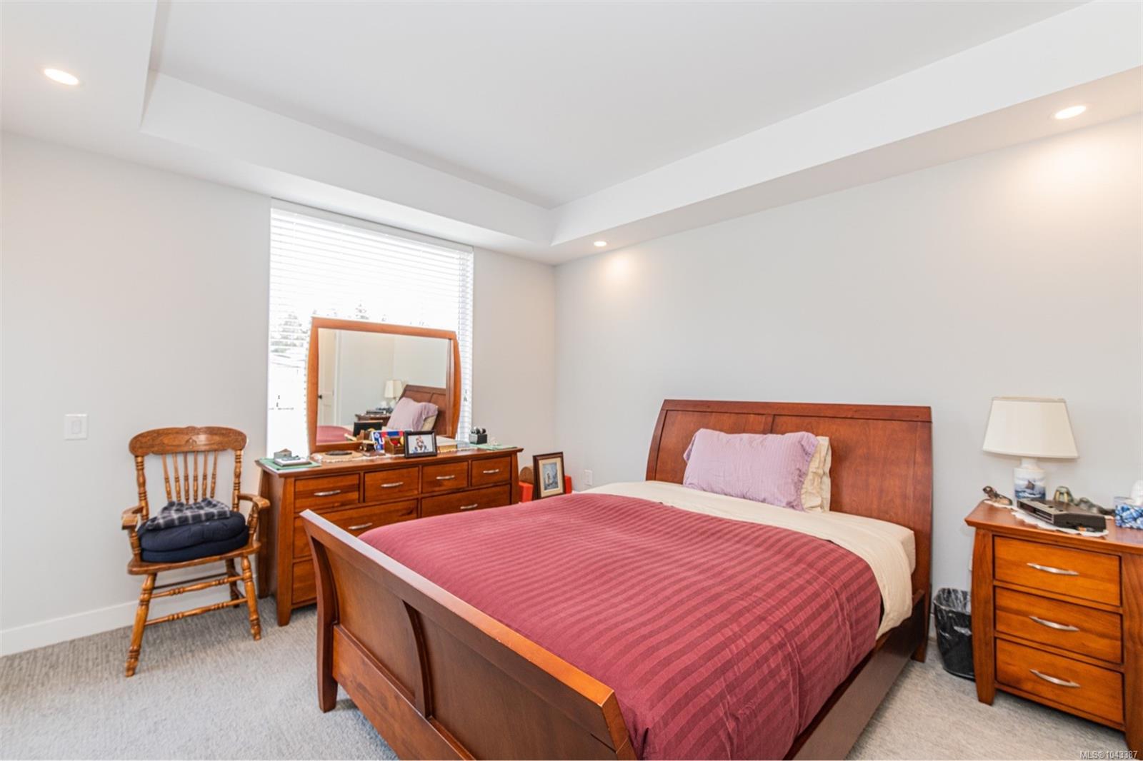 950 Whirlaway Cres #318