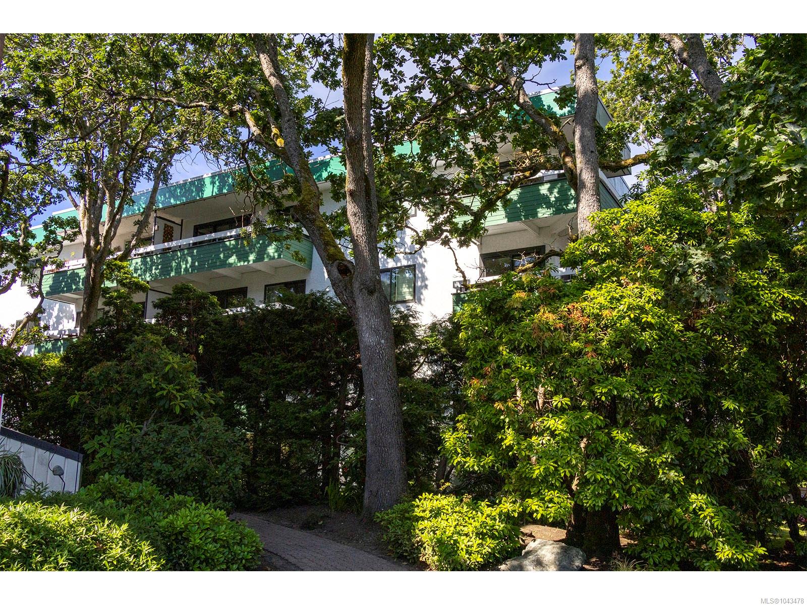 2095 Oak Bay Ave Unit: #307