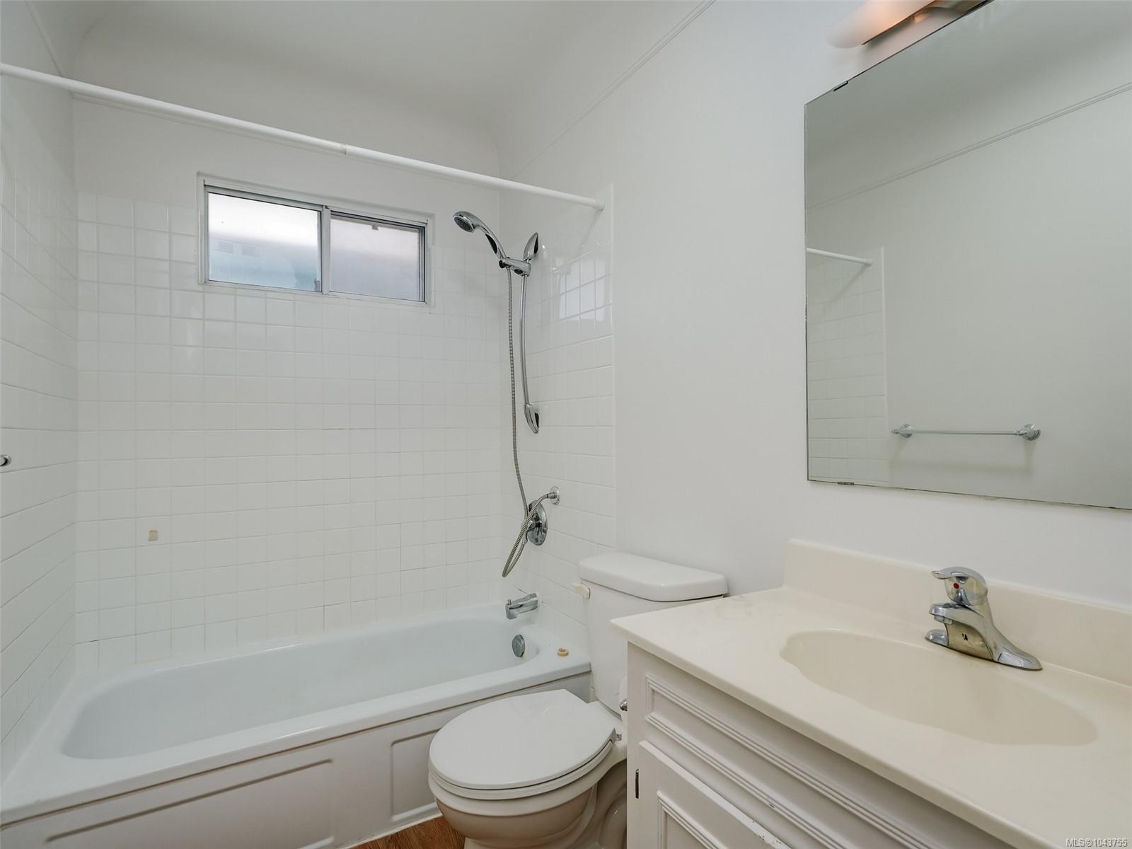 1960 Grandview Dr