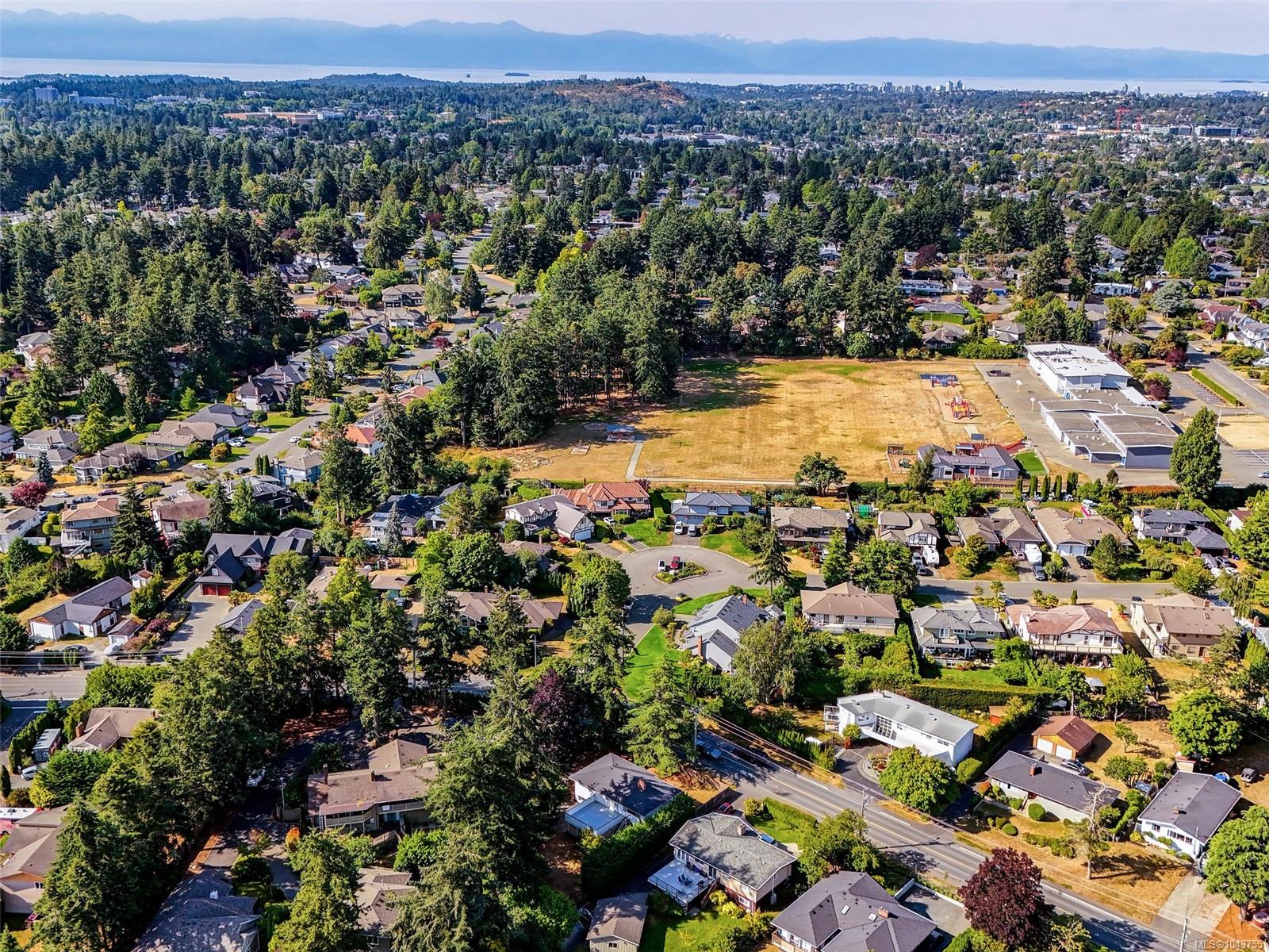 1960 Grandview Dr