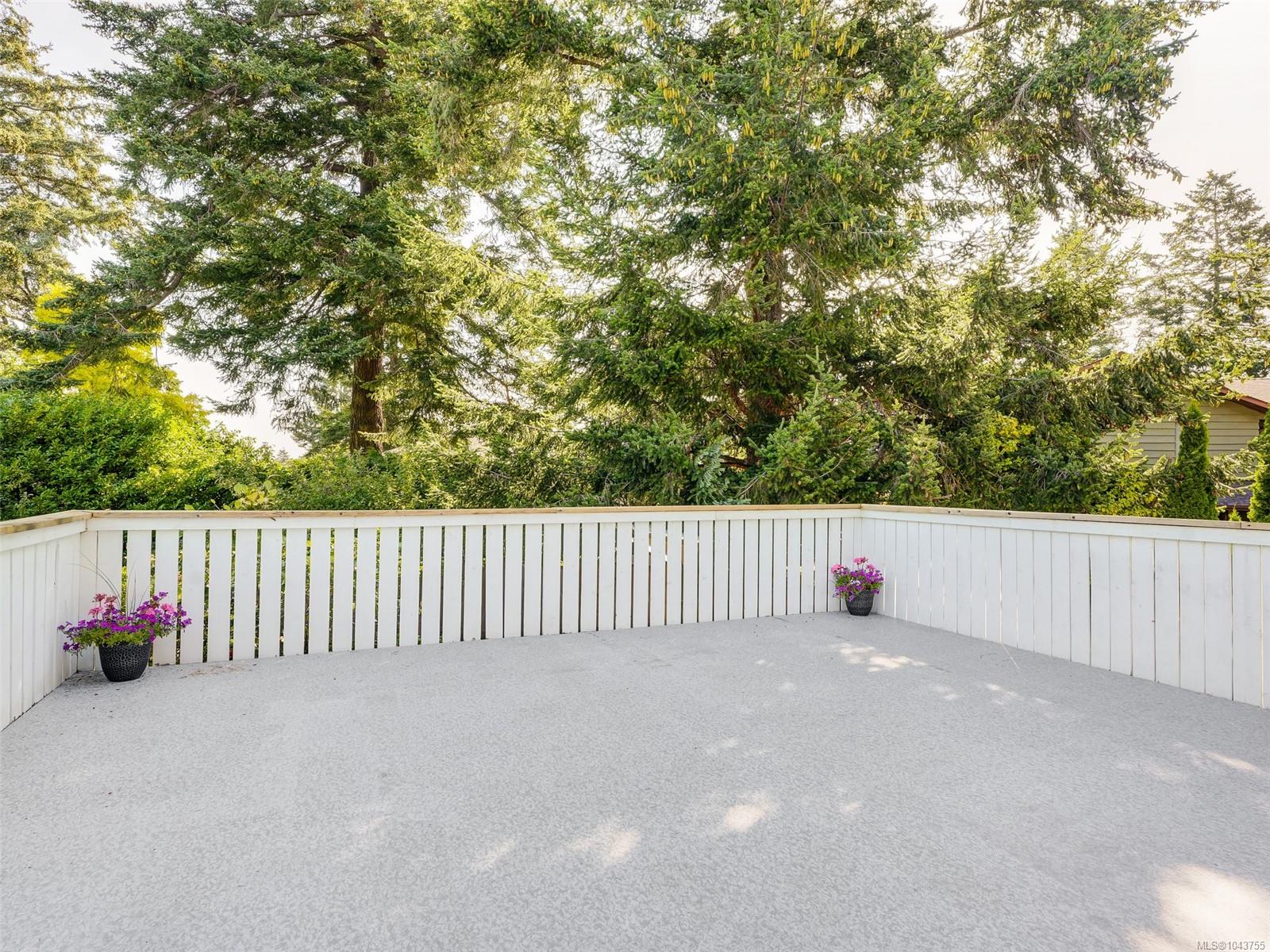 1960 Grandview Dr