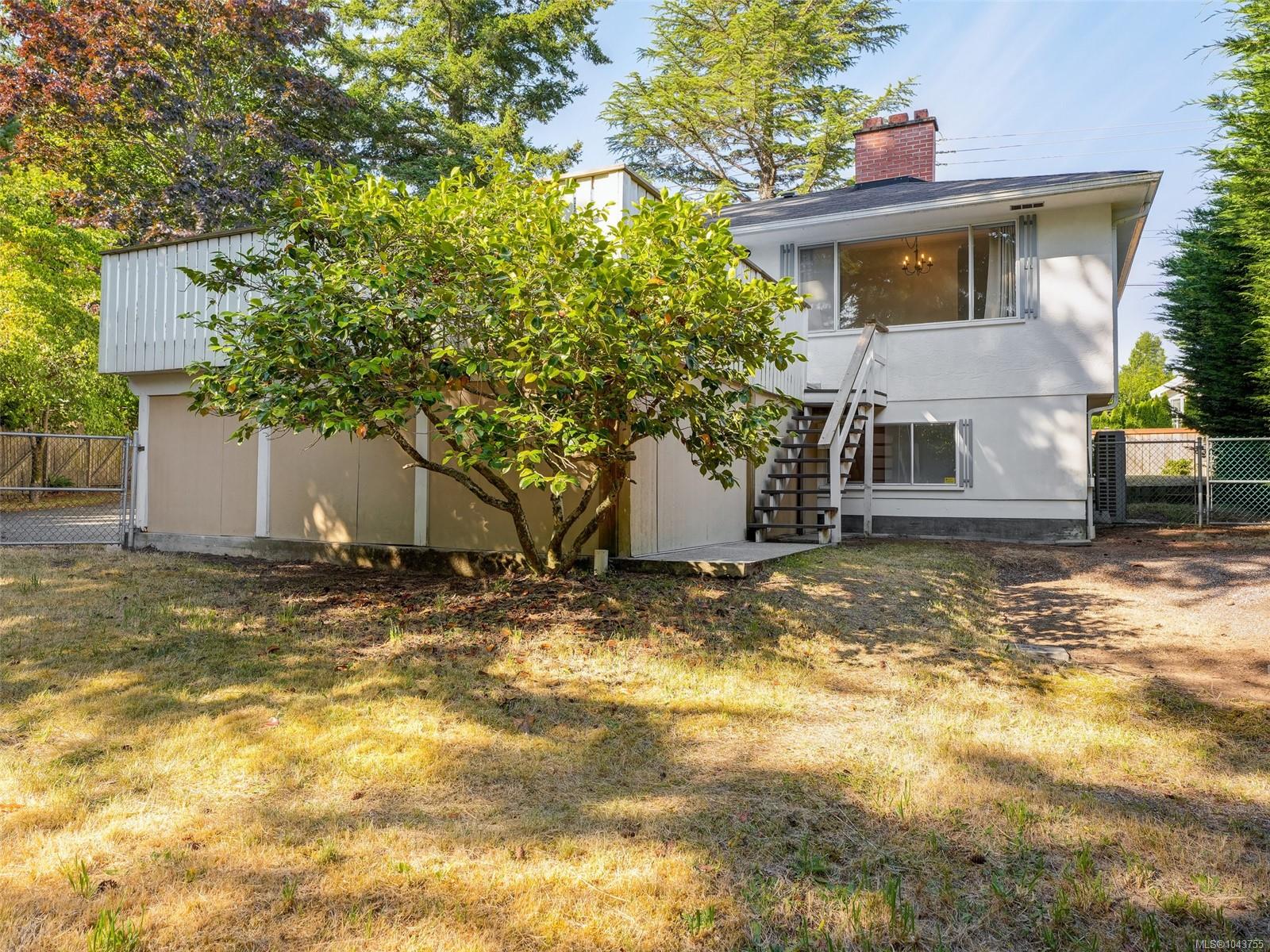1960 Grandview Dr